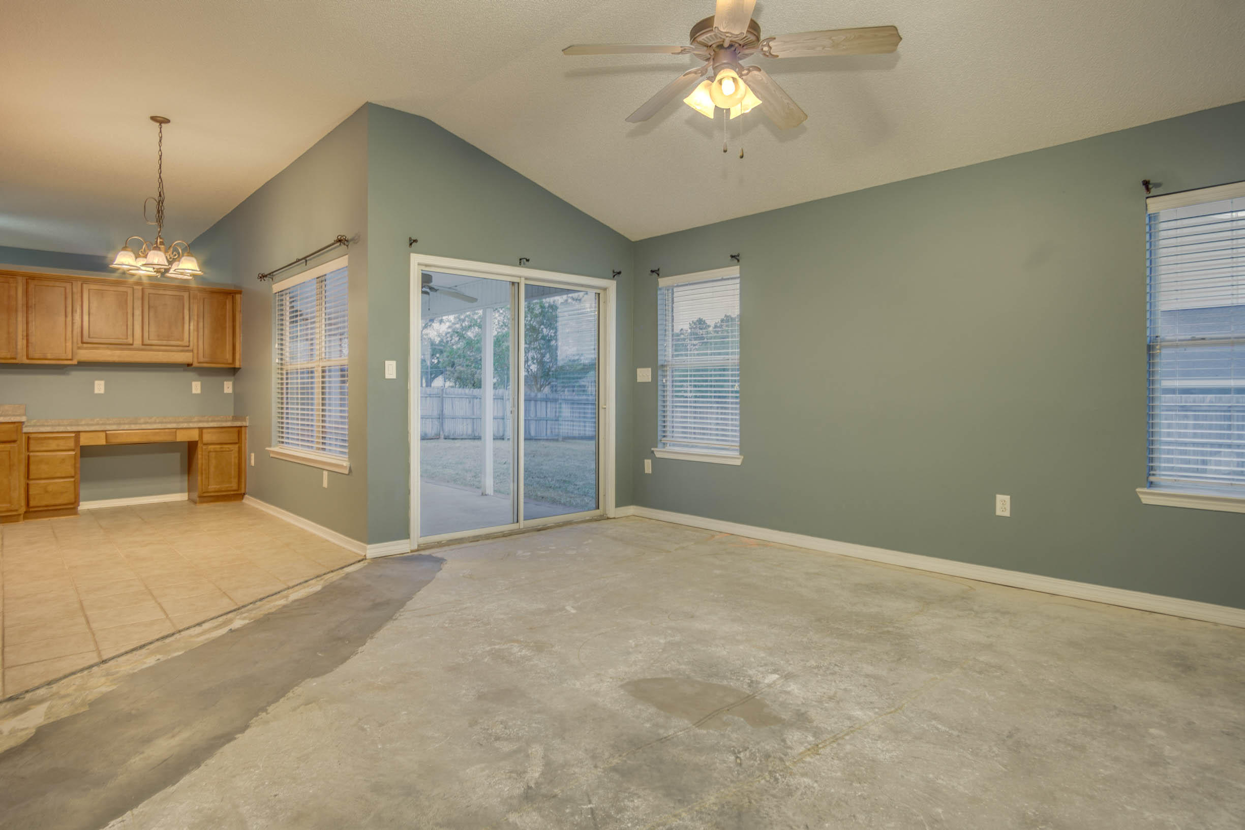 BROOKE ESTATES PH I - Residential