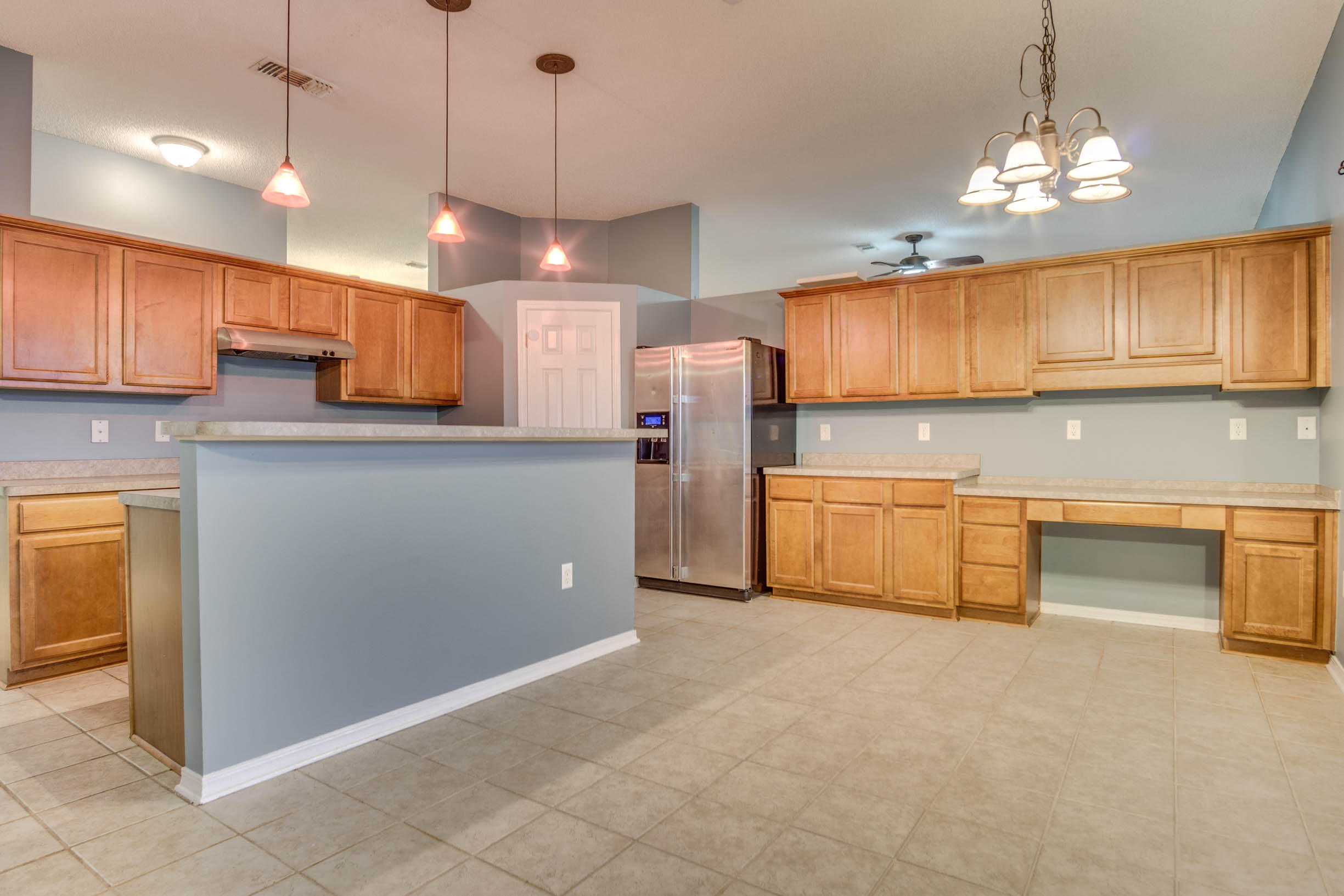 BROOKE ESTATES PH I - Residential