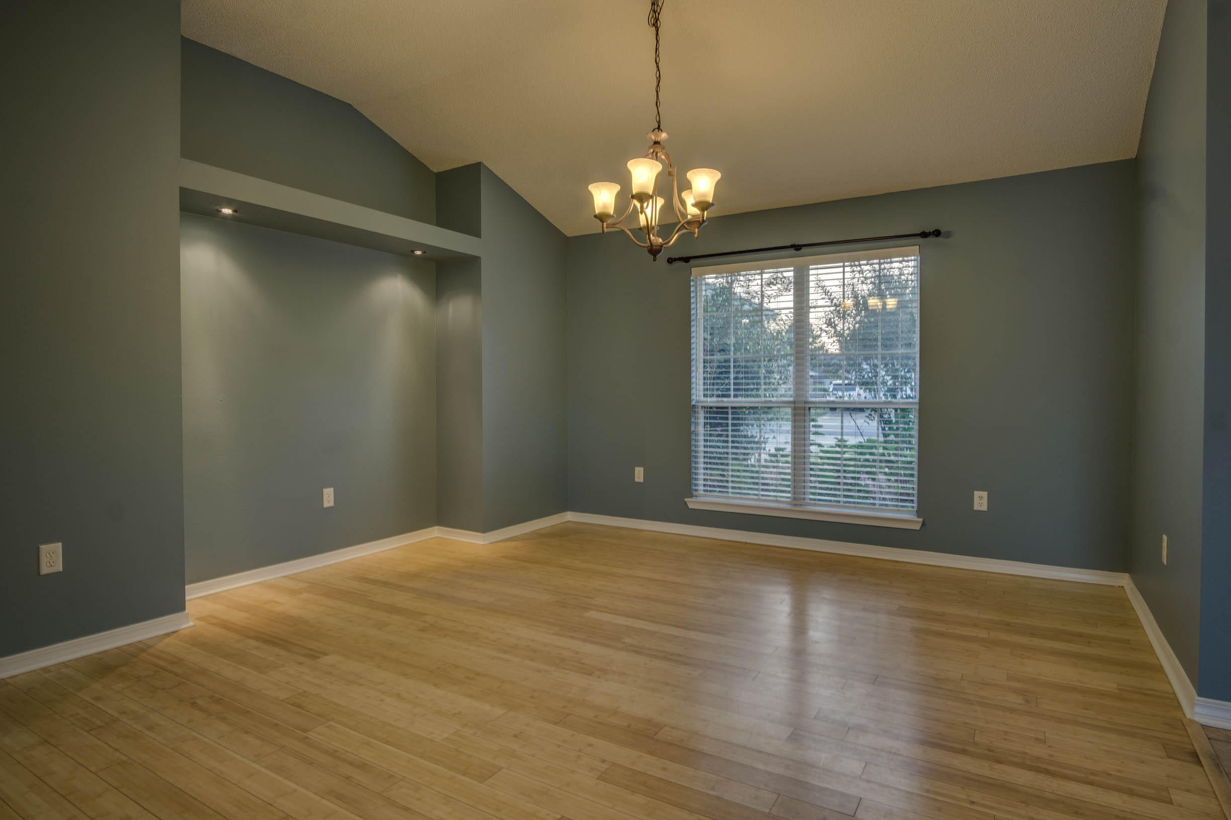 BROOKE ESTATES PH I - Residential