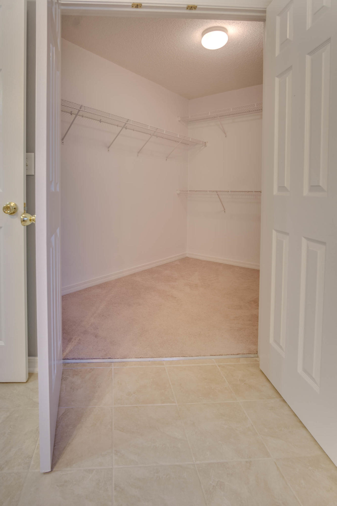 BROOKE ESTATES PH I - Residential