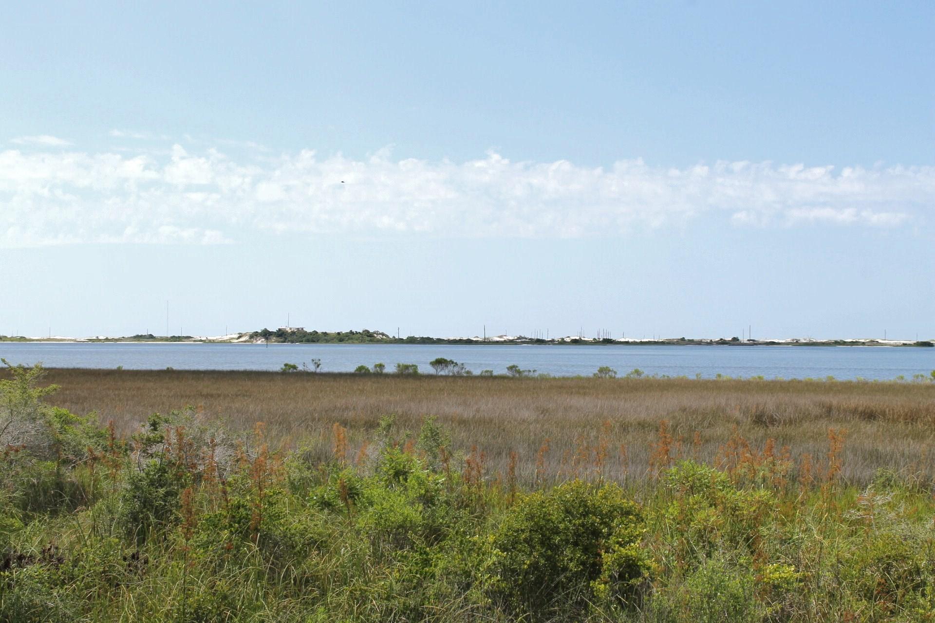 MARSH HARBOR - Residential
