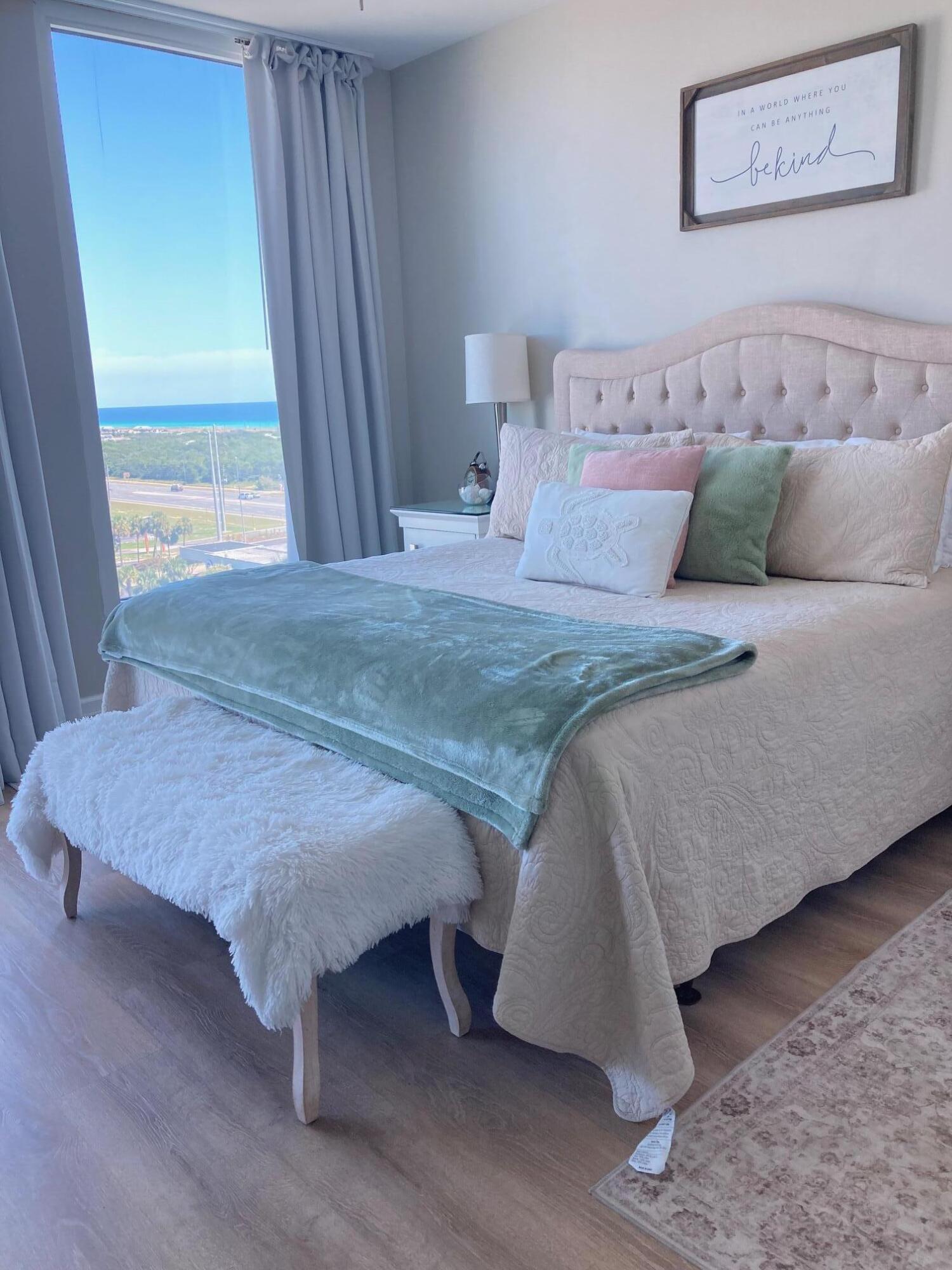 THE PALMS OF DESTIN - Residential