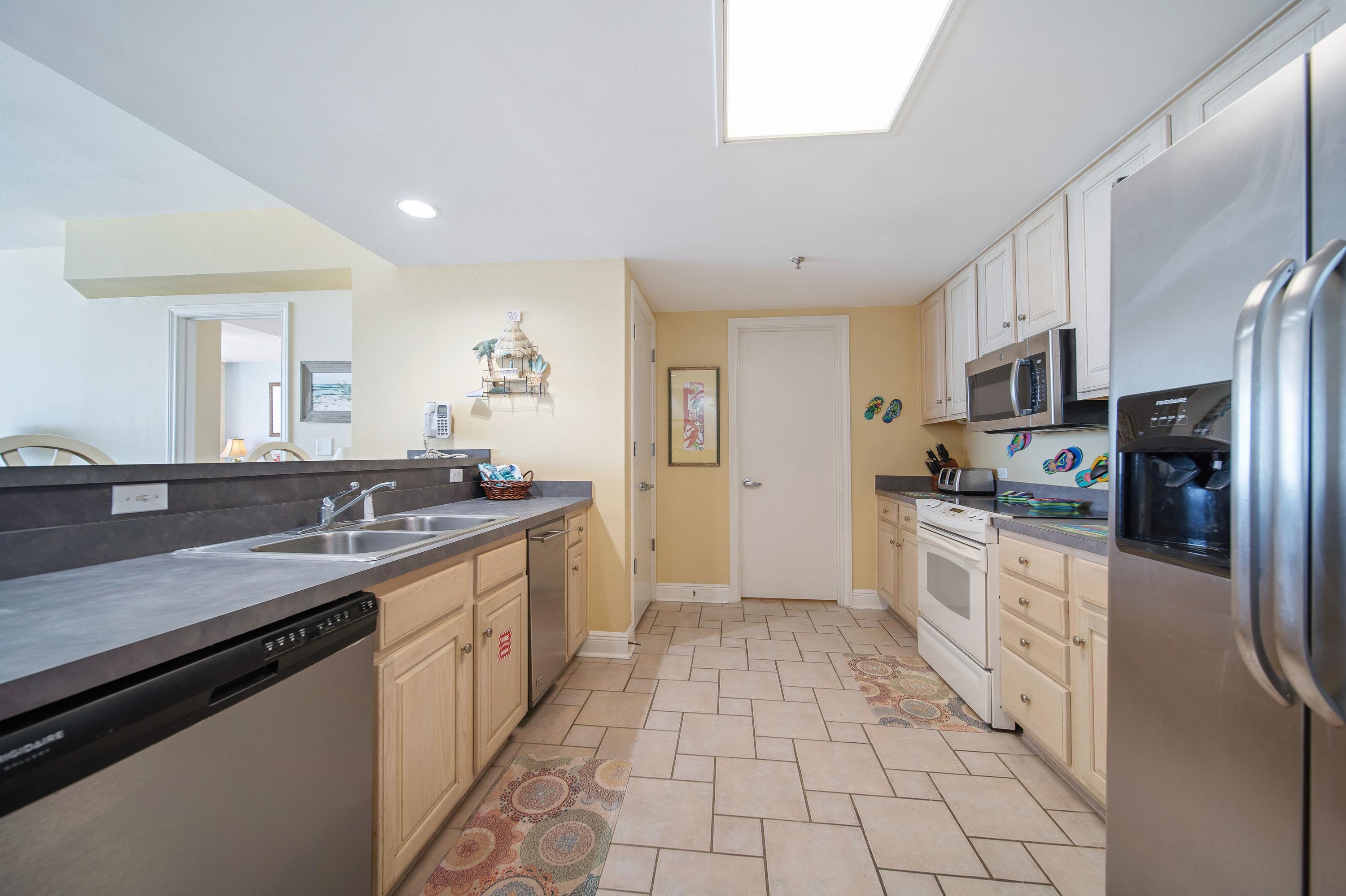 BELLE MER CONDOMINIUM - Residential