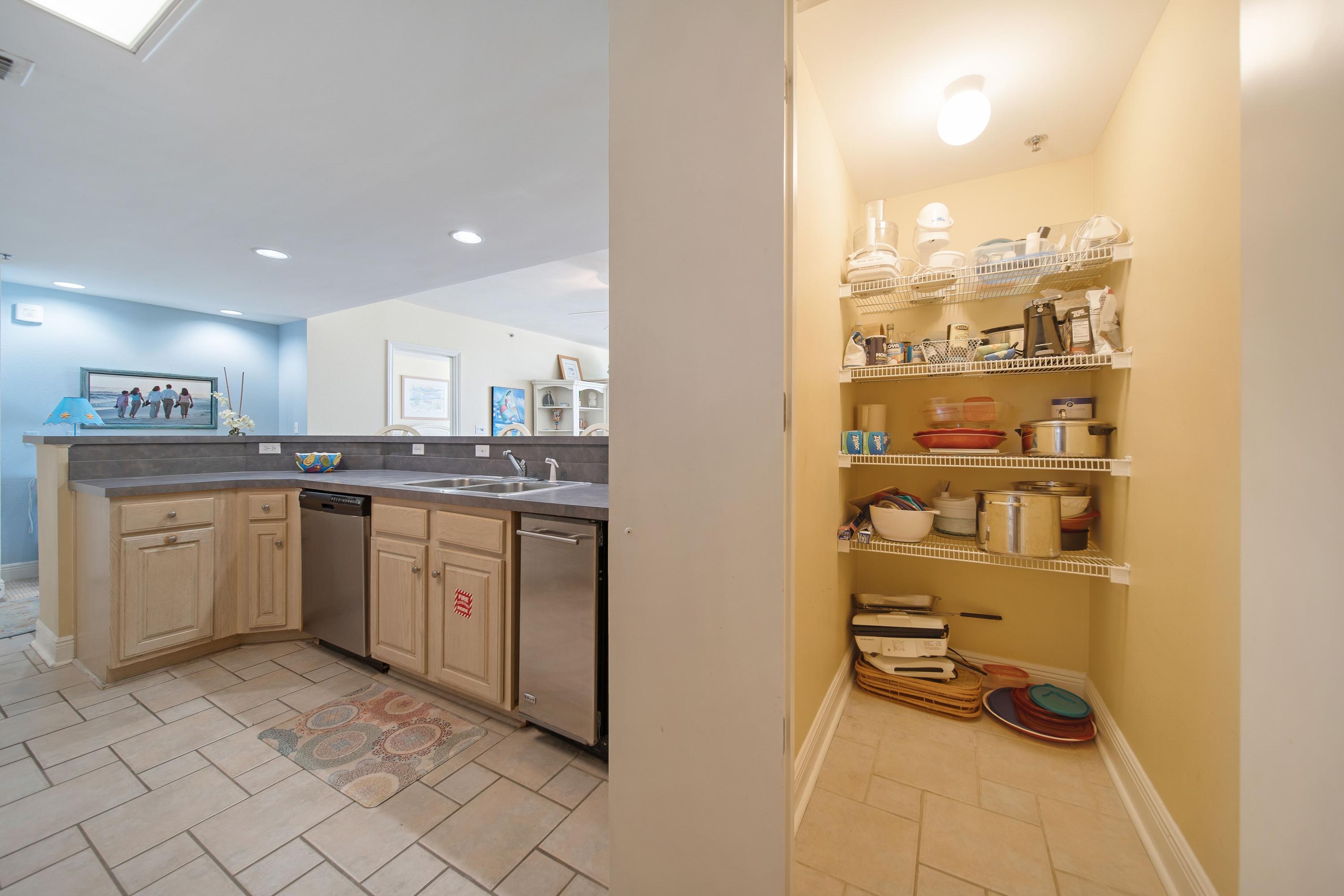 BELLE MER CONDOMINIUM - Residential