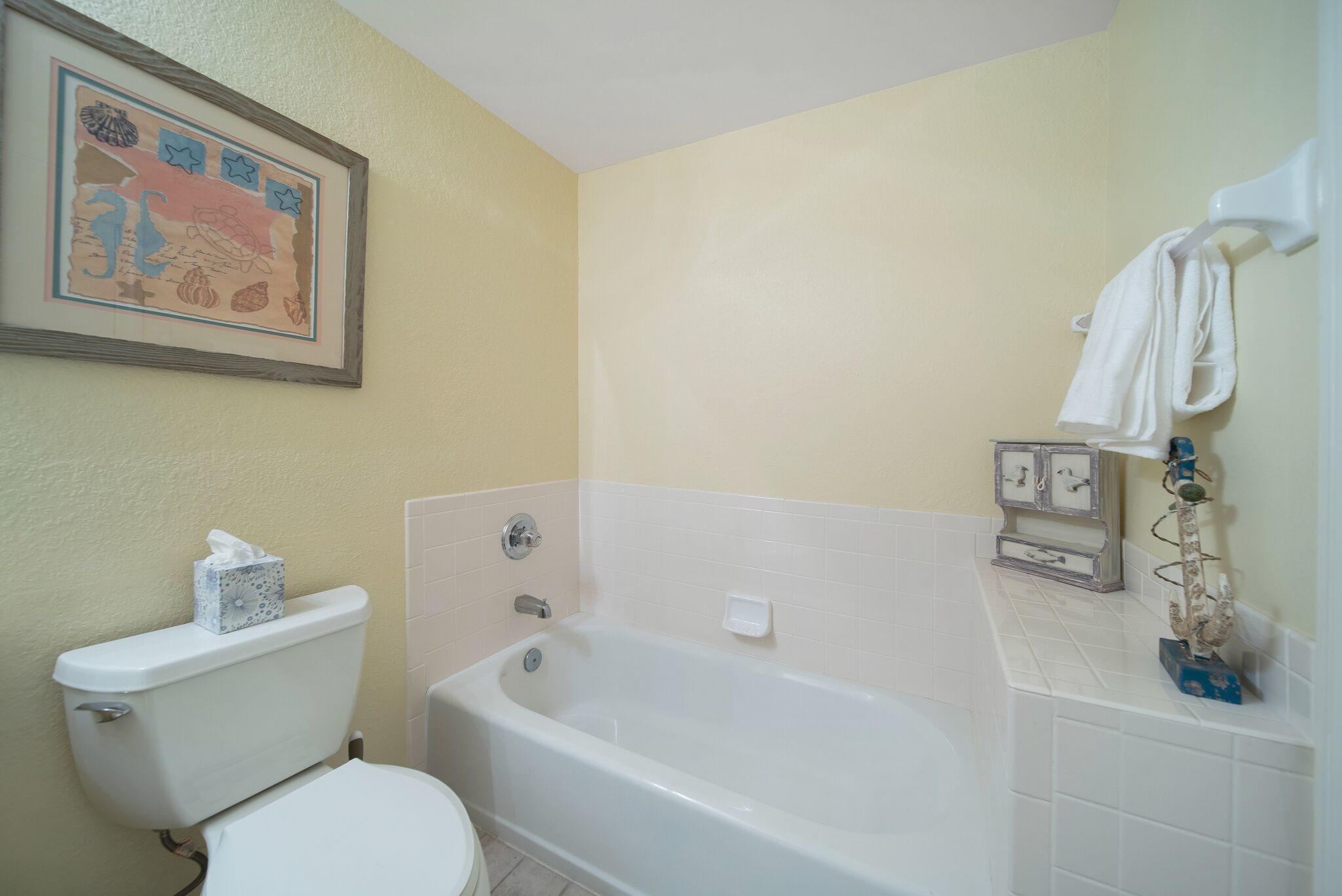 BELLE MER CONDOMINIUM - Residential