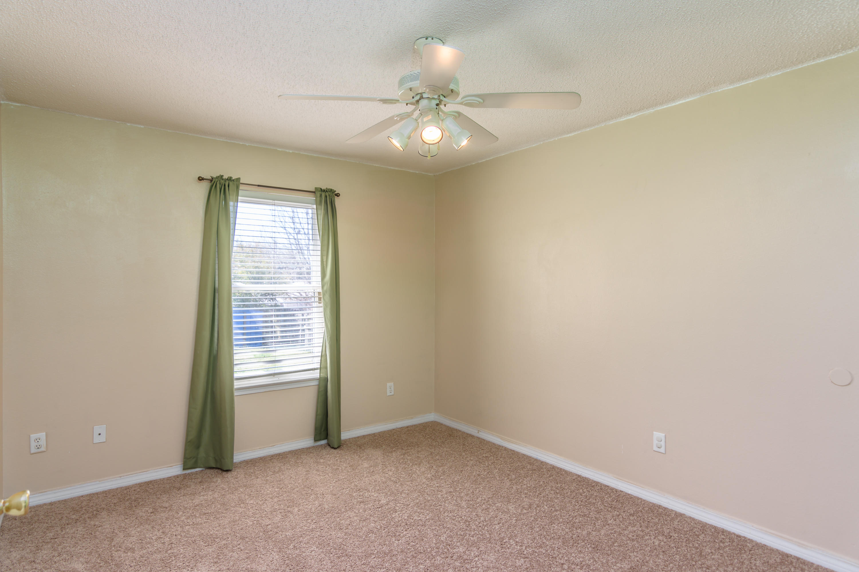 WESTVIEW ESTATES PH 1 - Residential