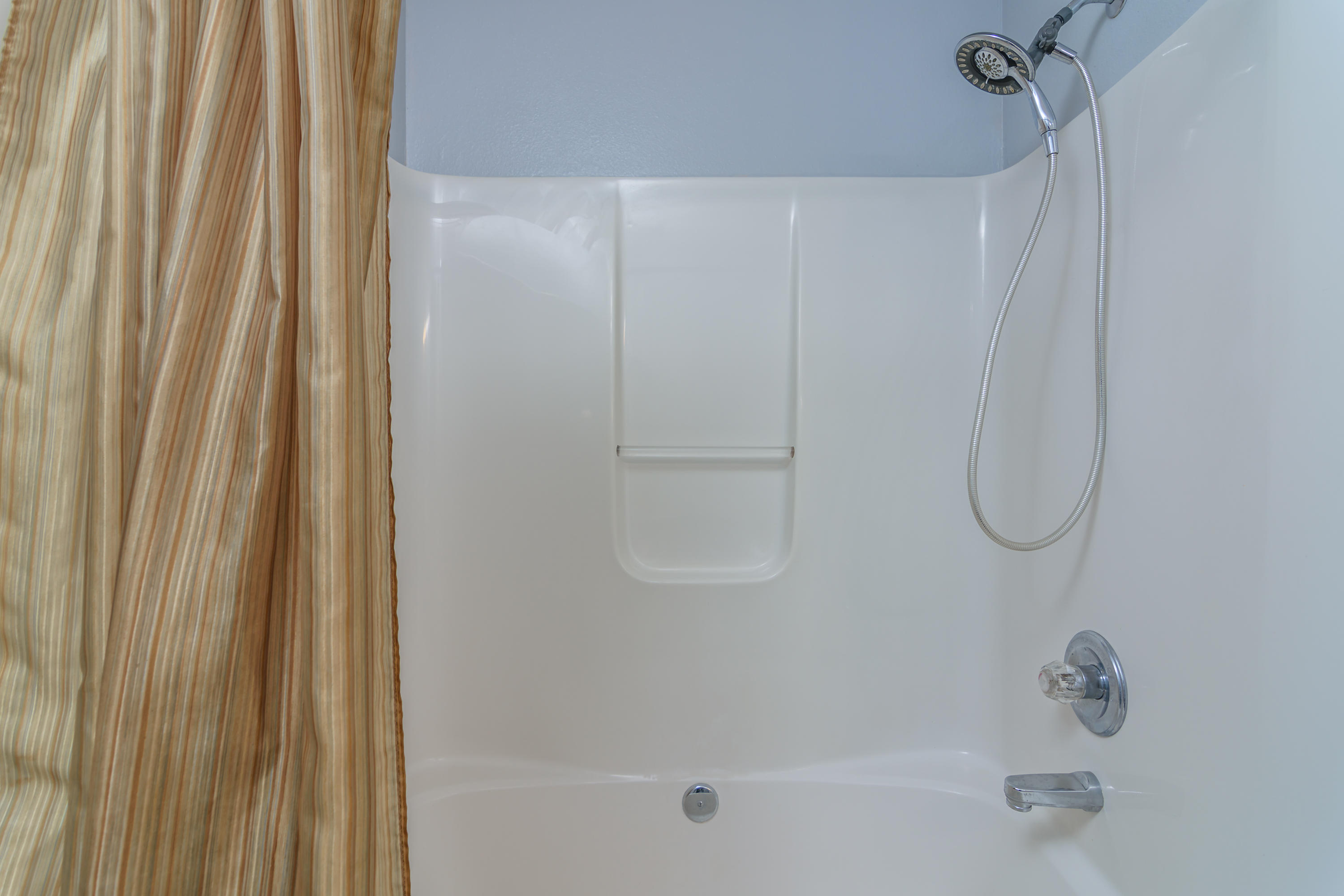 WESTVIEW ESTATES PH 1 - Residential