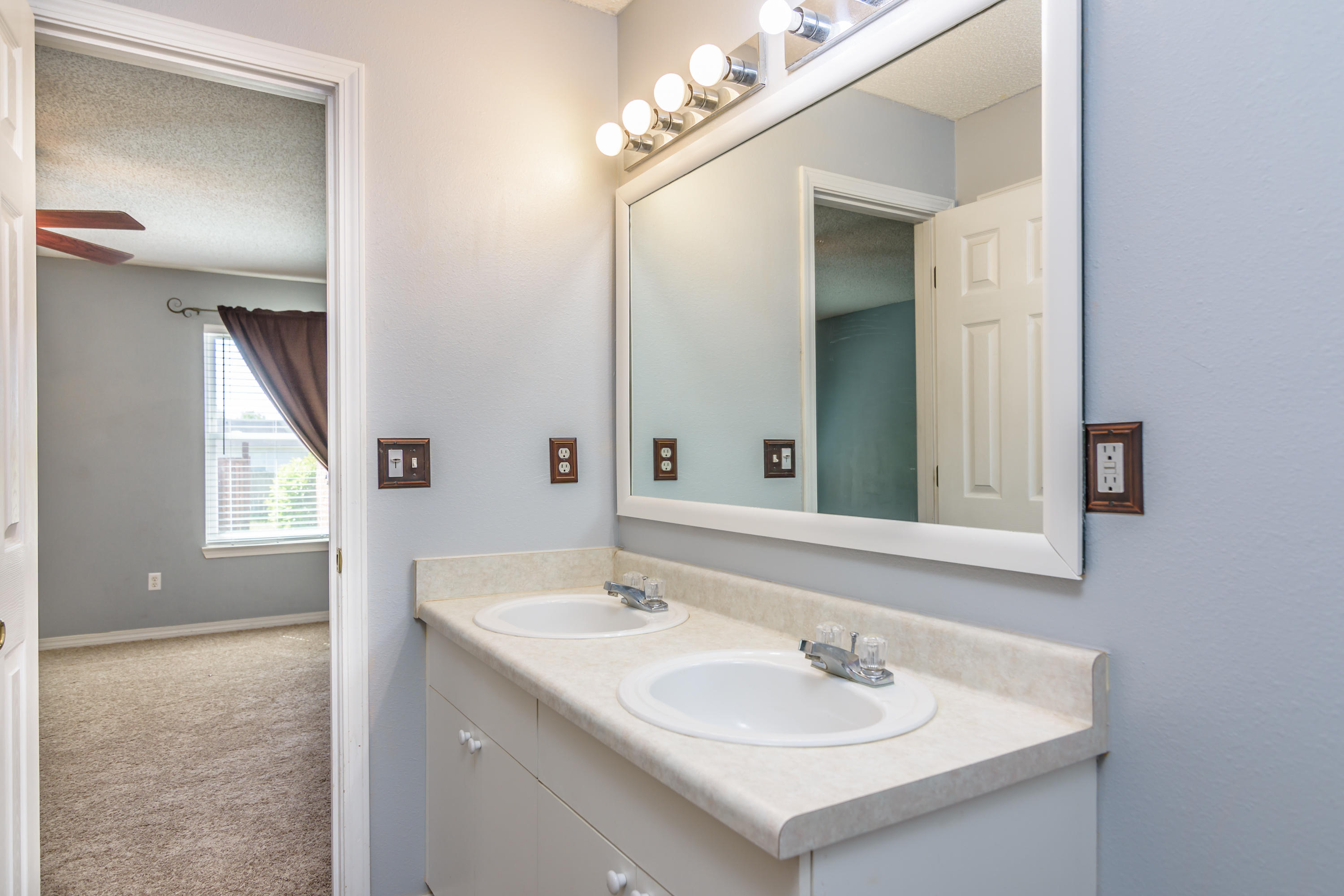 WESTVIEW ESTATES PH 1 - Residential