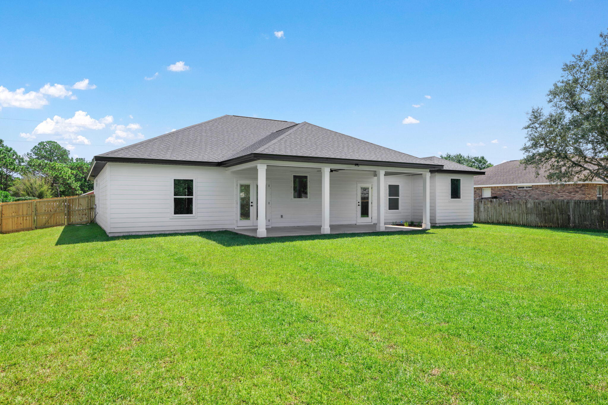 HOLLEY BY THE SEA - Residential