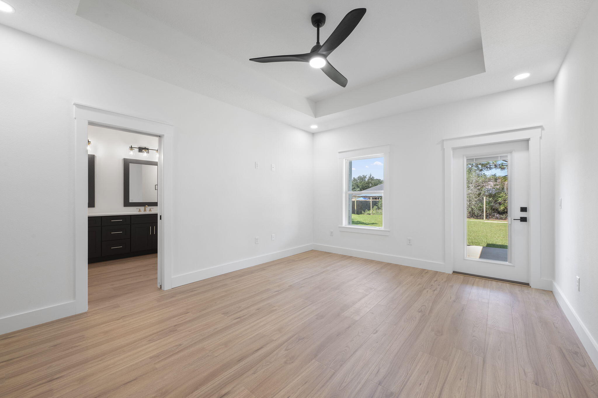 HOLLEY BY THE SEA - Residential