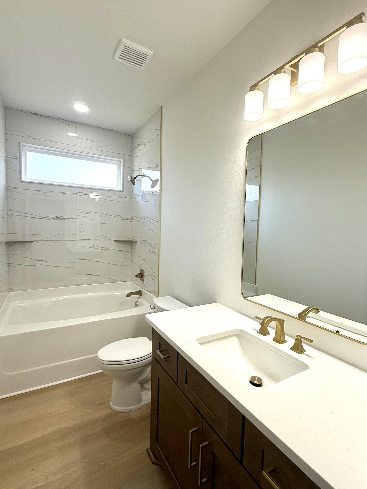 HOLLEY BY THE SEA - Residential