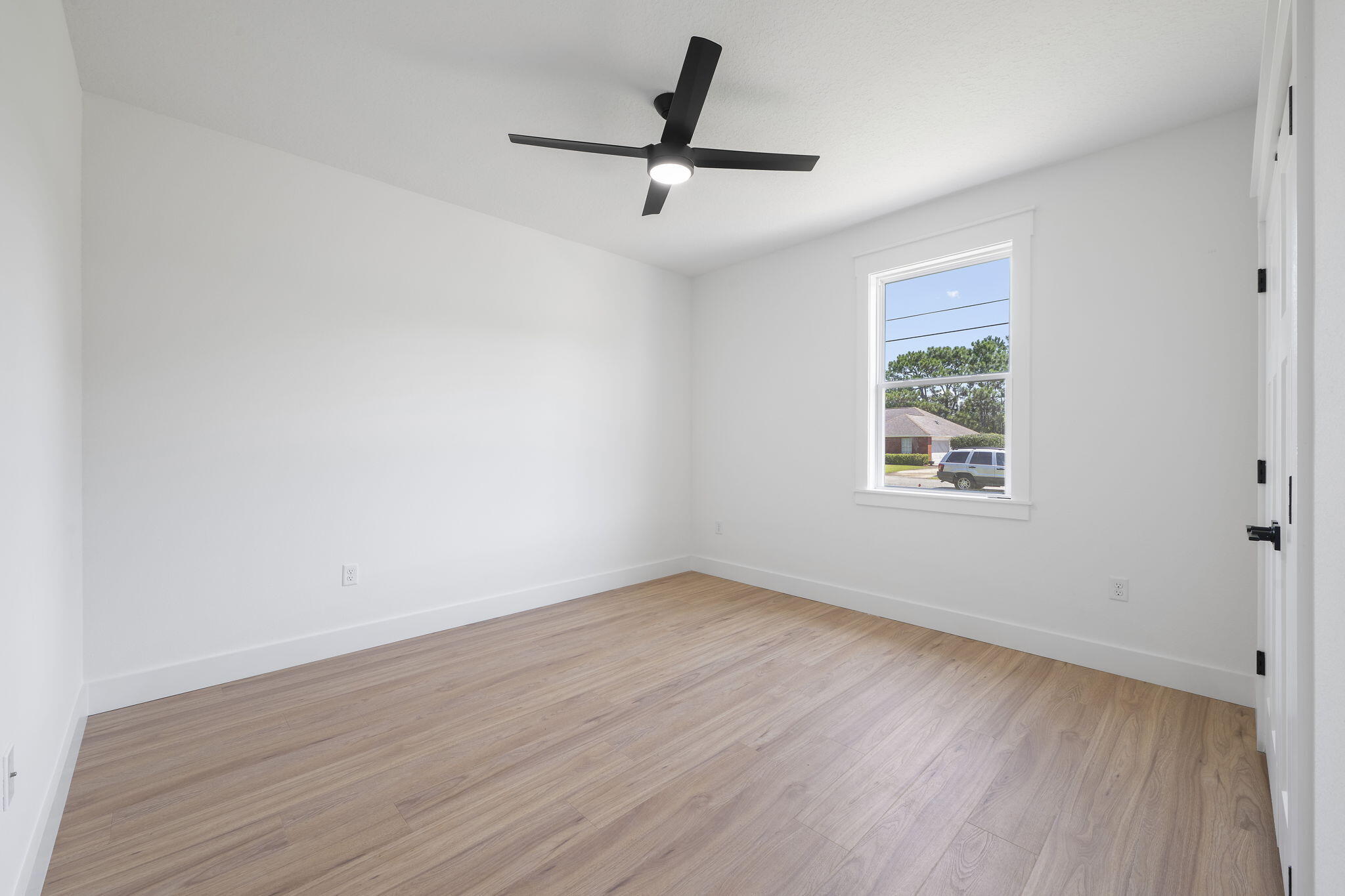 HOLLEY BY THE SEA - Residential