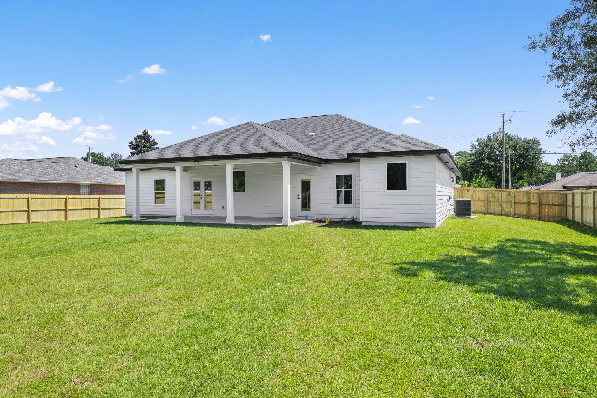 HOLLEY BY THE SEA - Residential