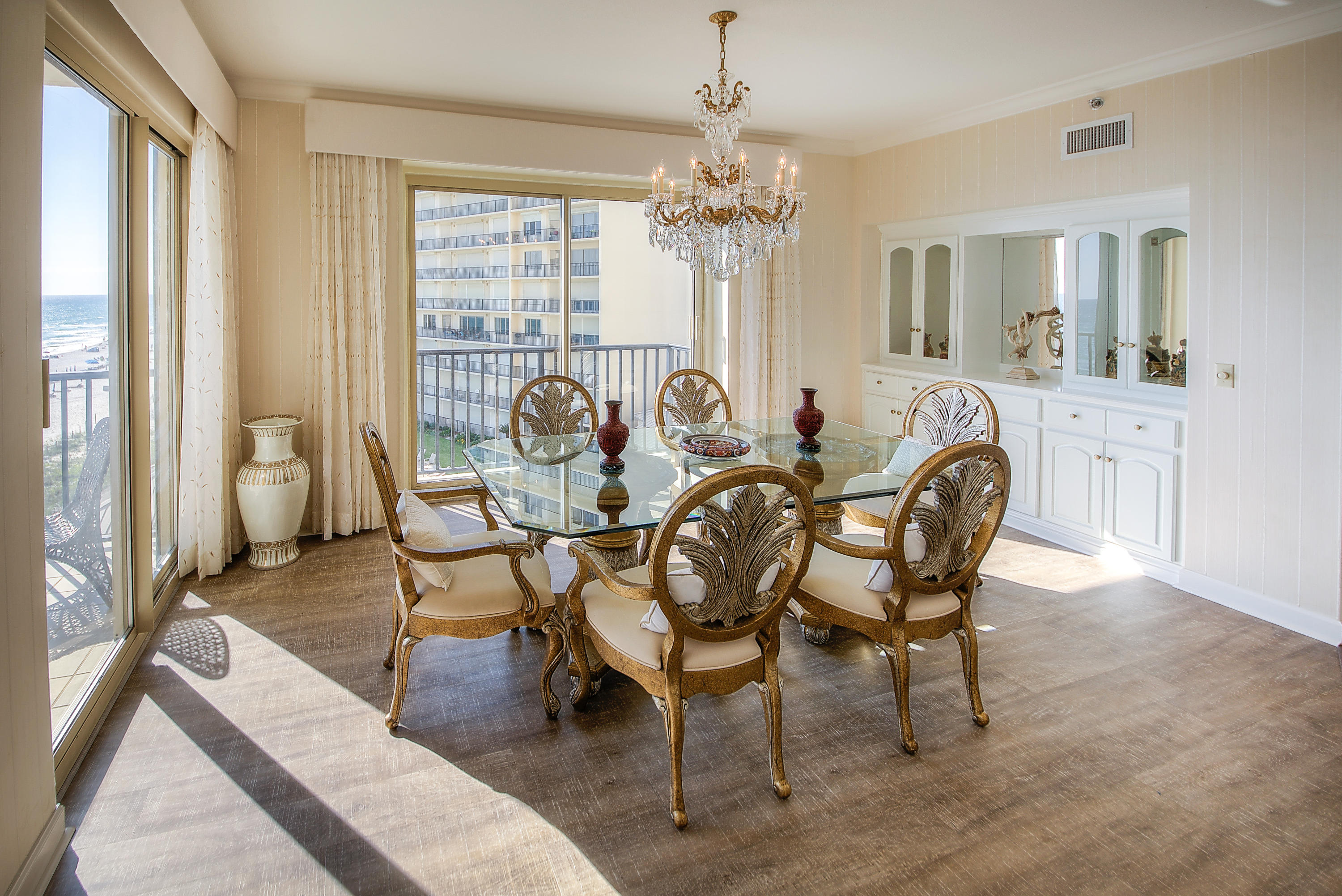 Summerwinds Condo - Residential