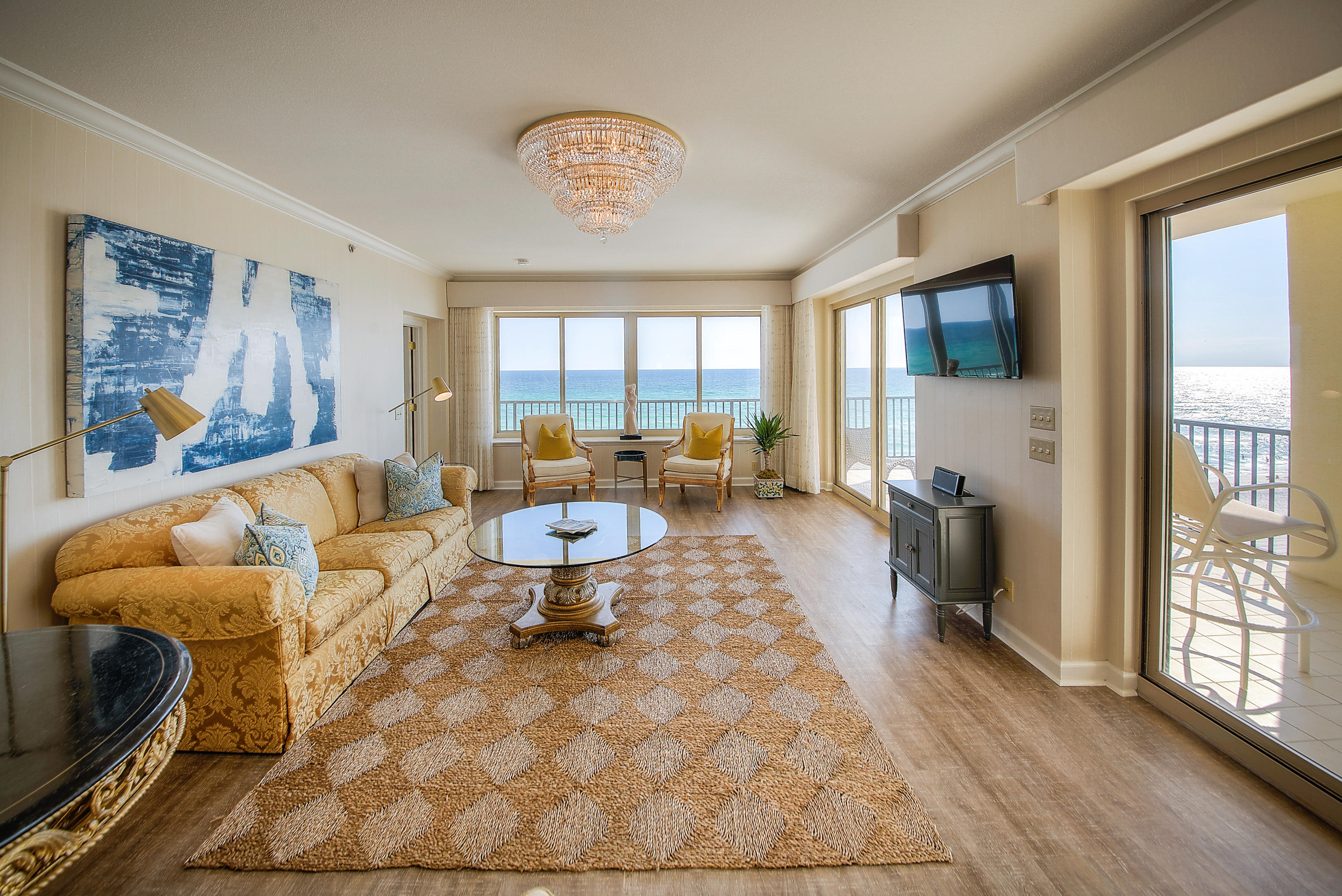 Summerwinds Condo - Residential