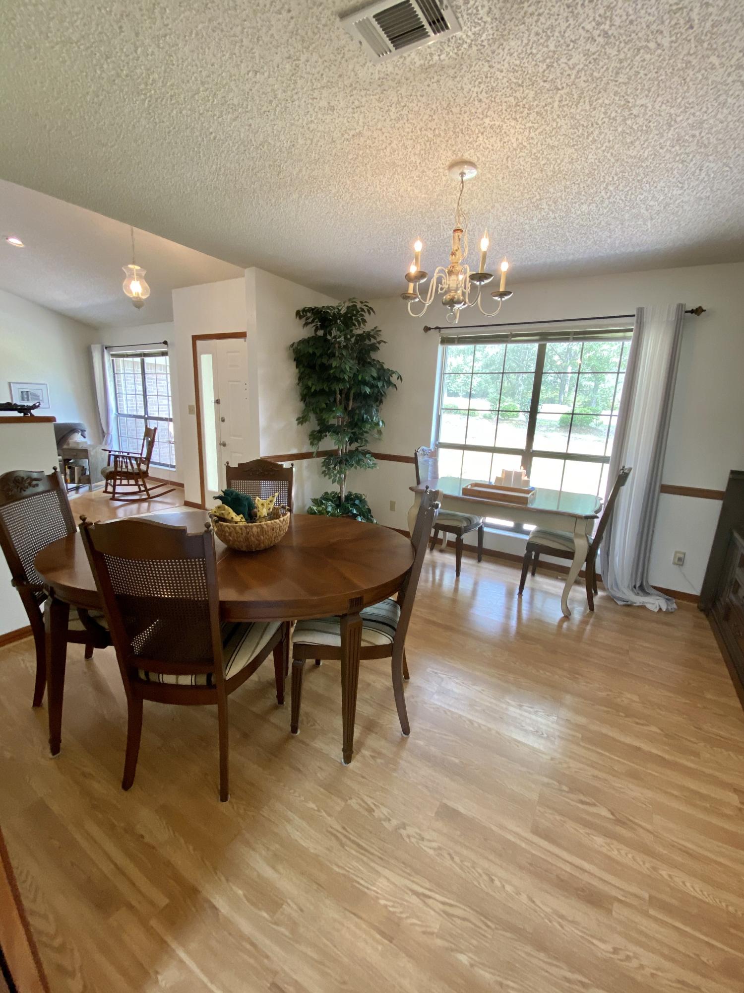 KENNEDY LAKES 1ST ADDN - Residential