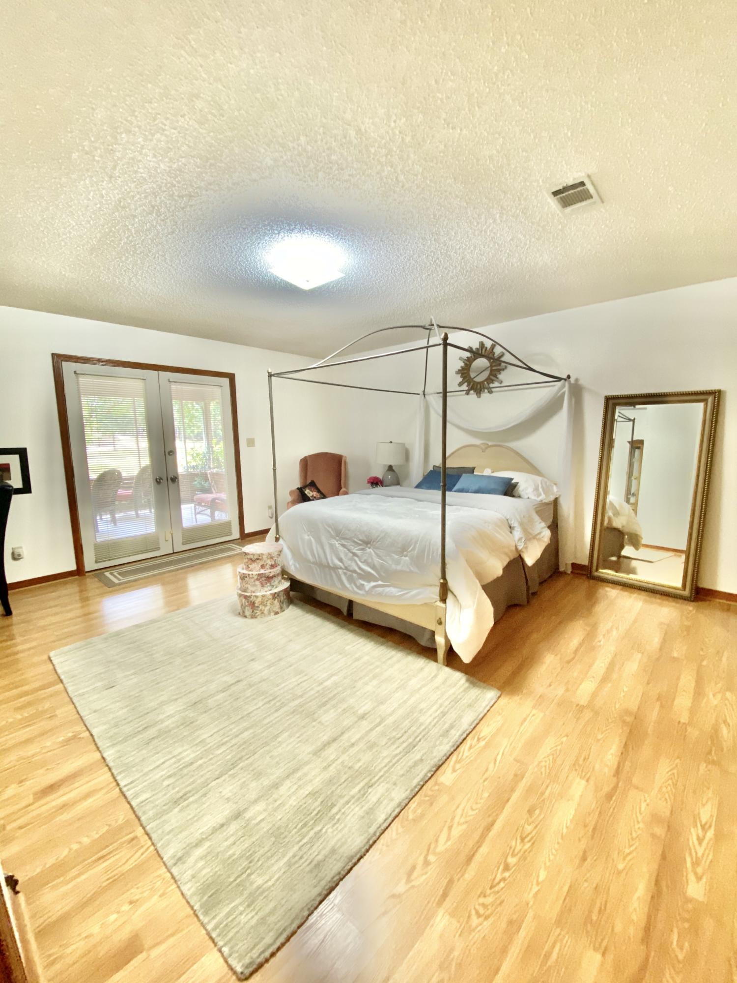 KENNEDY LAKES 1ST ADDN - Residential