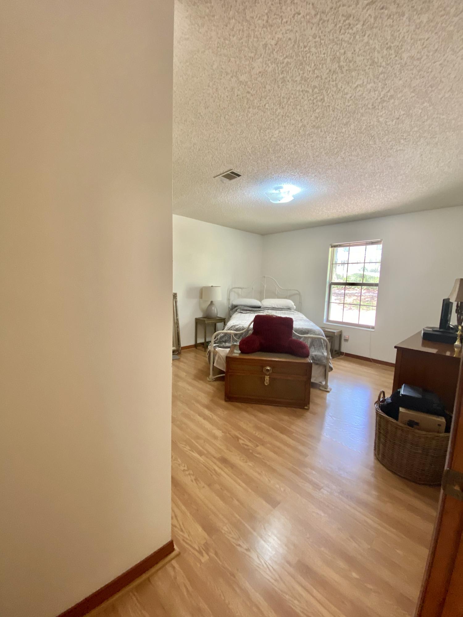 KENNEDY LAKES 1ST ADDN - Residential