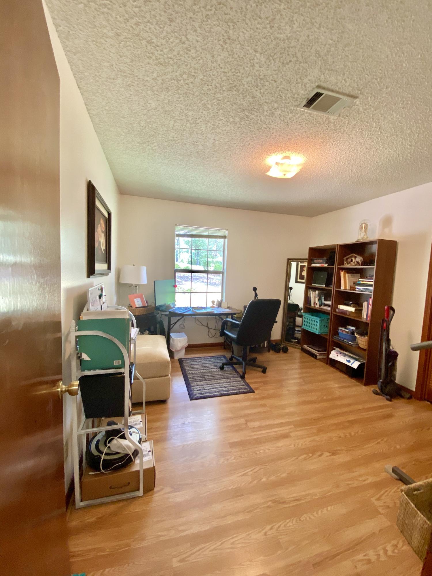 KENNEDY LAKES 1ST ADDN - Residential