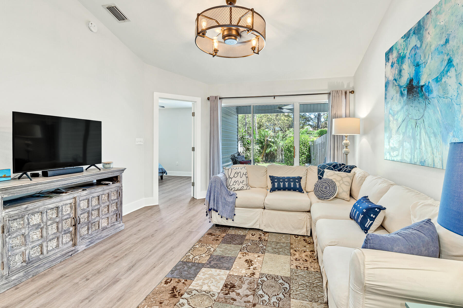 ESCADA B - Residential