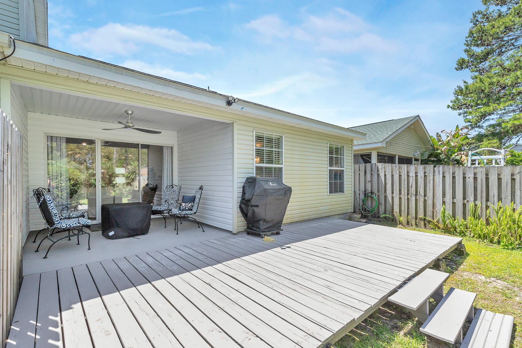 ESCADA B - Residential