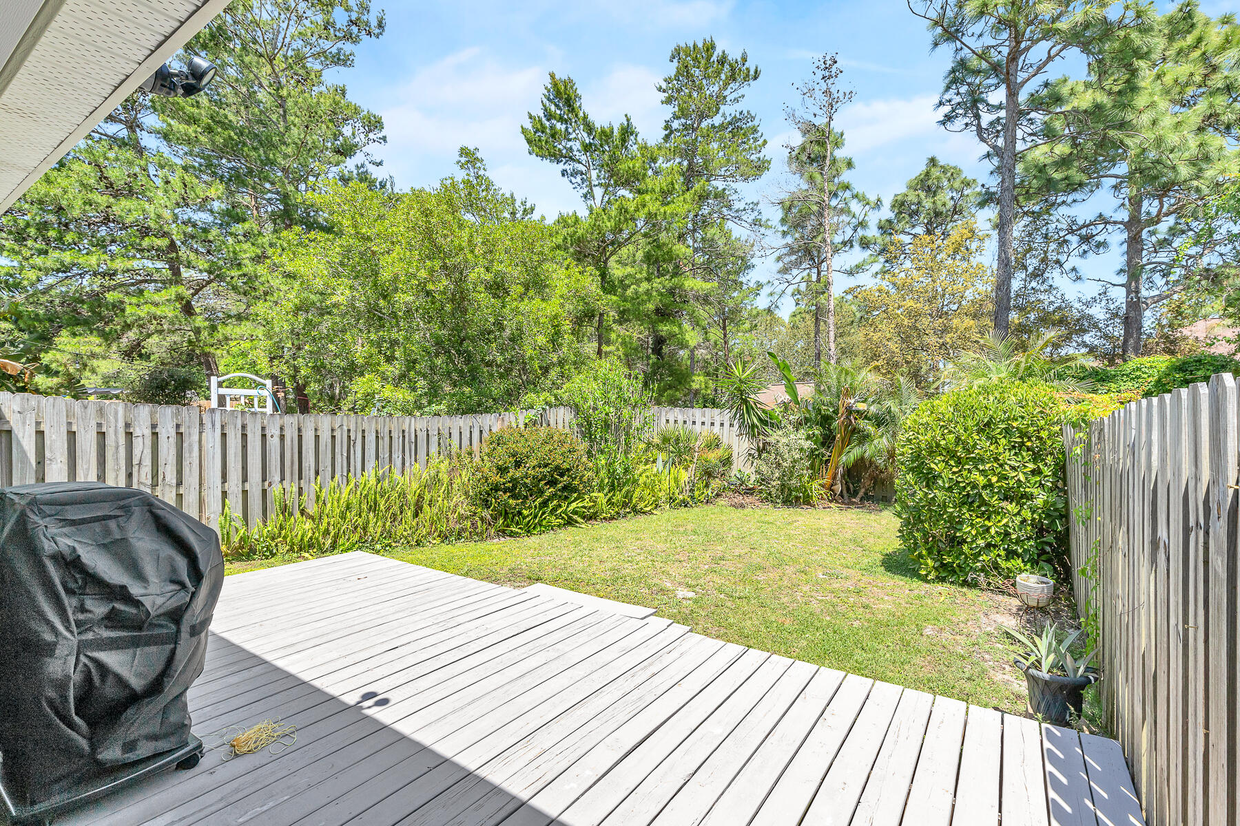 ESCADA B - Residential