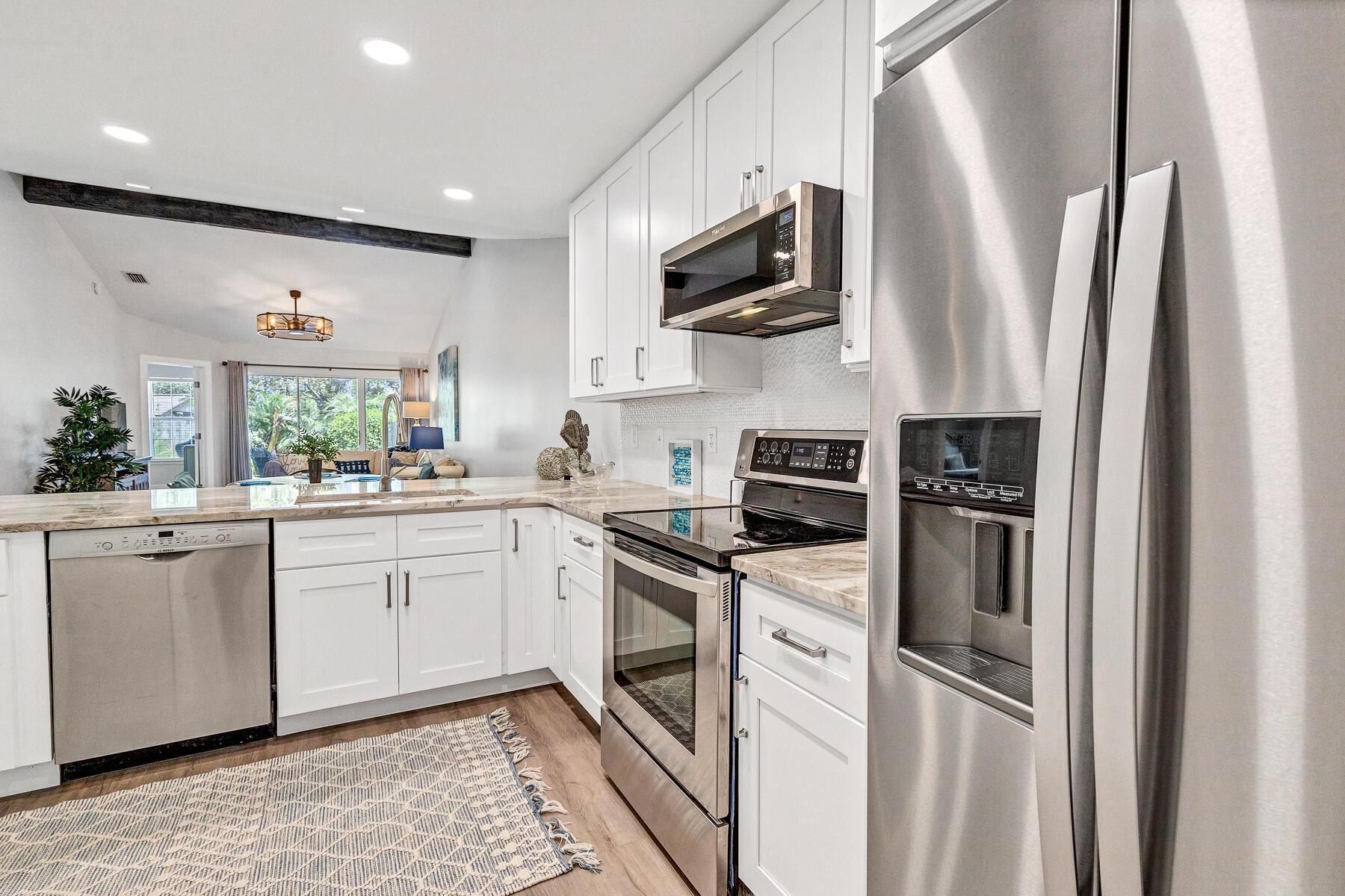 ESCADA B - Residential