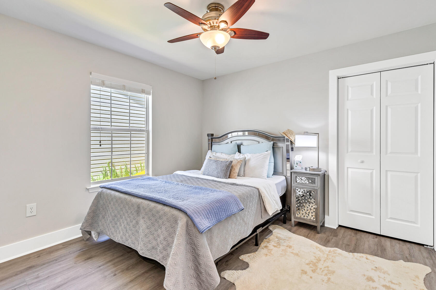 ESCADA B - Residential