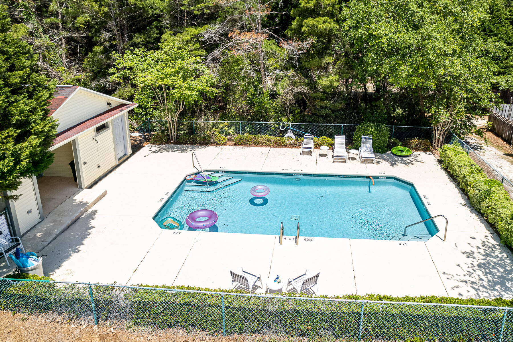 ESCADA B - Residential