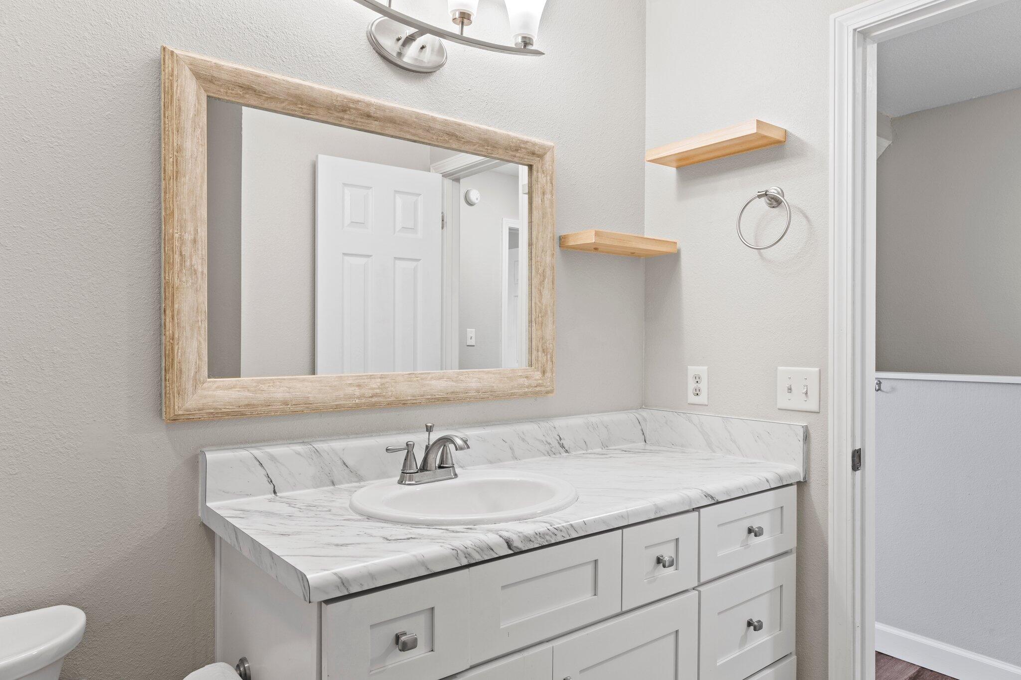 AZALEA GARDENS 1ST ADDN - Residential Lease