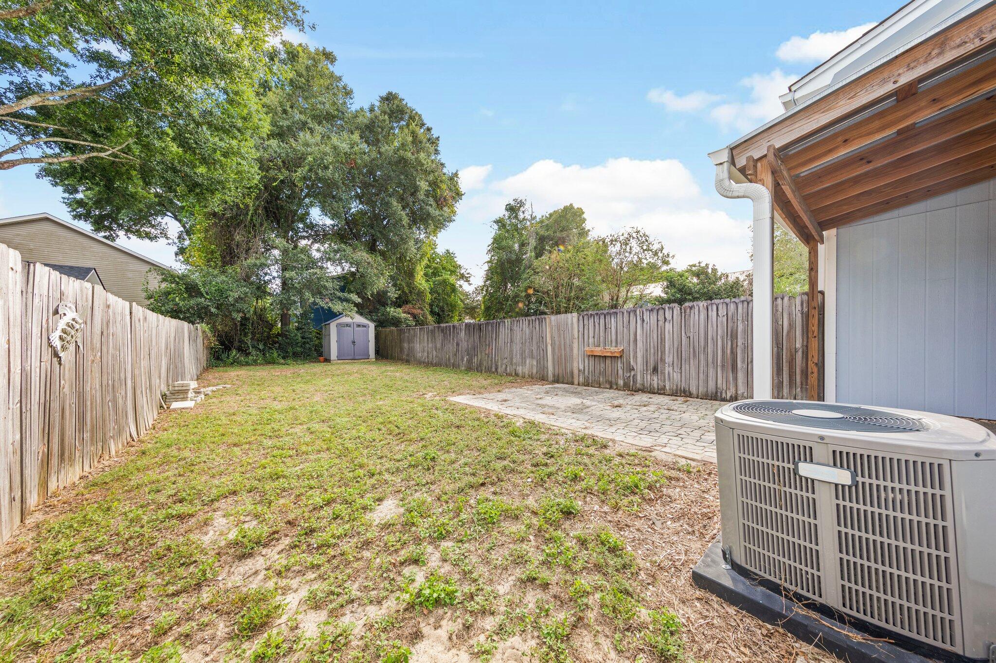 AZALEA GARDENS 1ST ADDN - Residential Lease