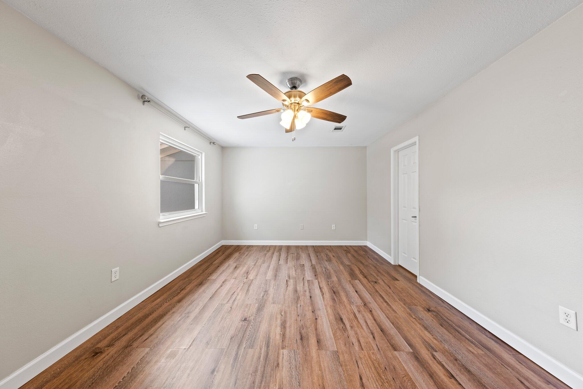 AZALEA GARDENS 1ST ADDN - Residential Lease