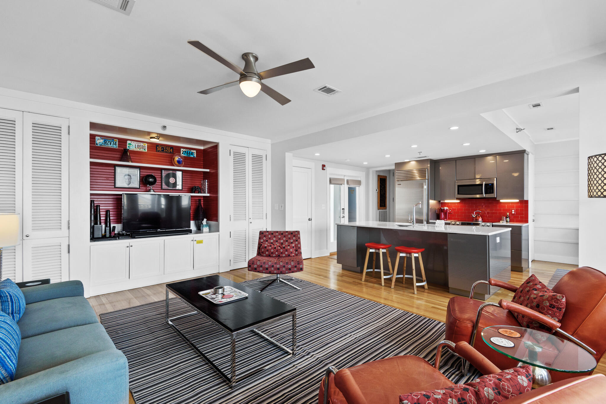 SEASIDE TOWN CENTER - Residential