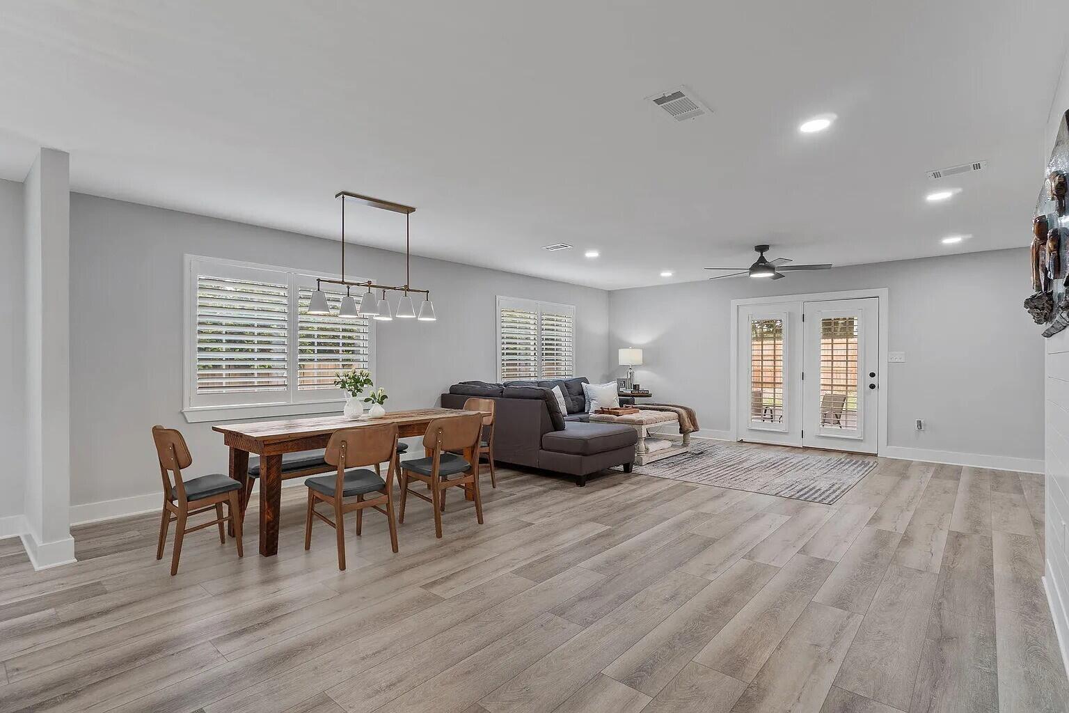 PINE LAKE S/D - Residential Lease