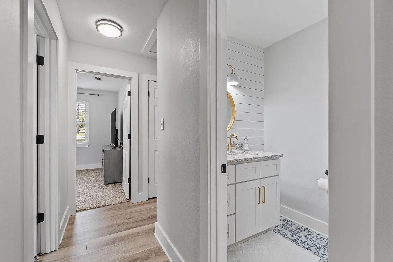 PINE LAKE S/D - Residential Lease