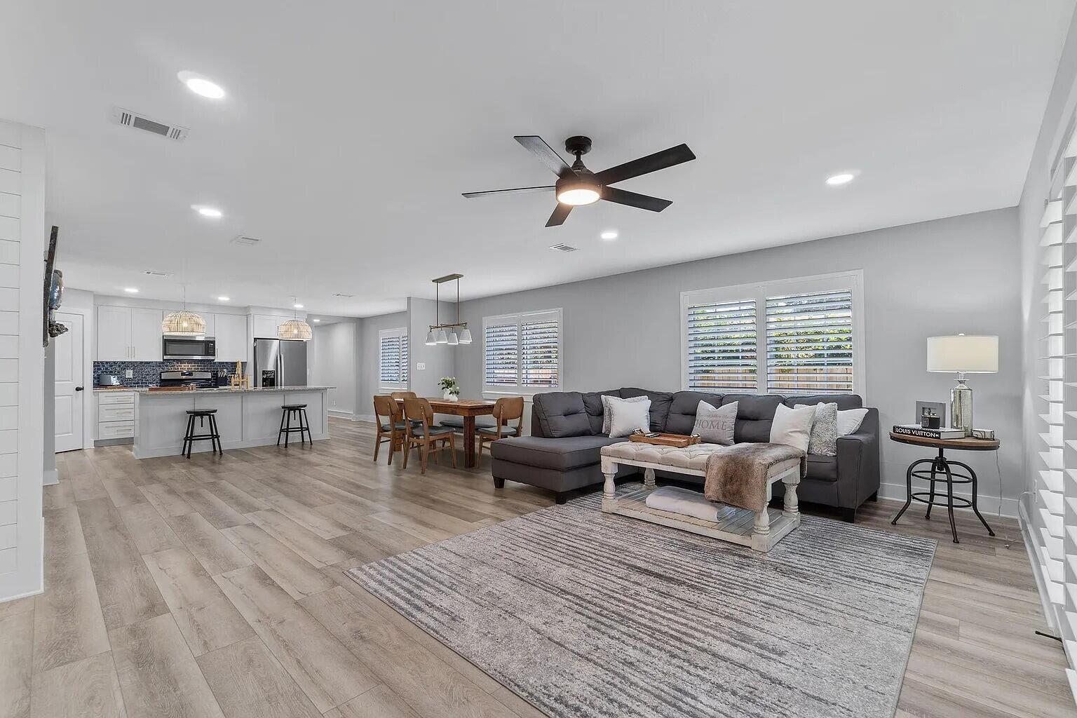 PINE LAKE S/D - Residential Lease