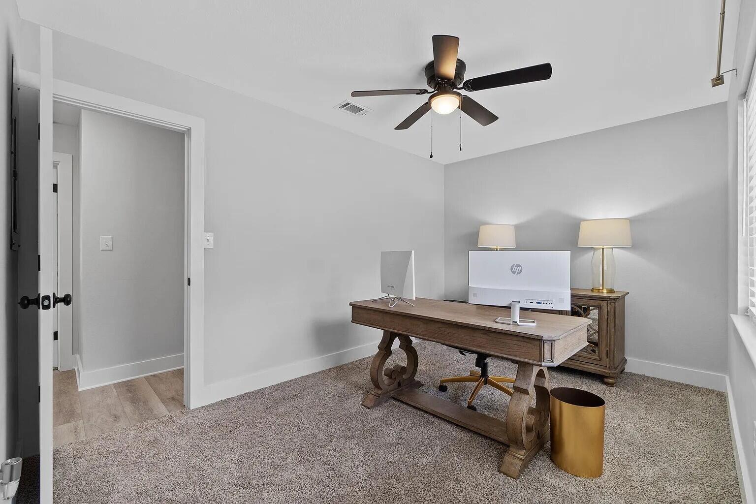 PINE LAKE S/D - Residential Lease