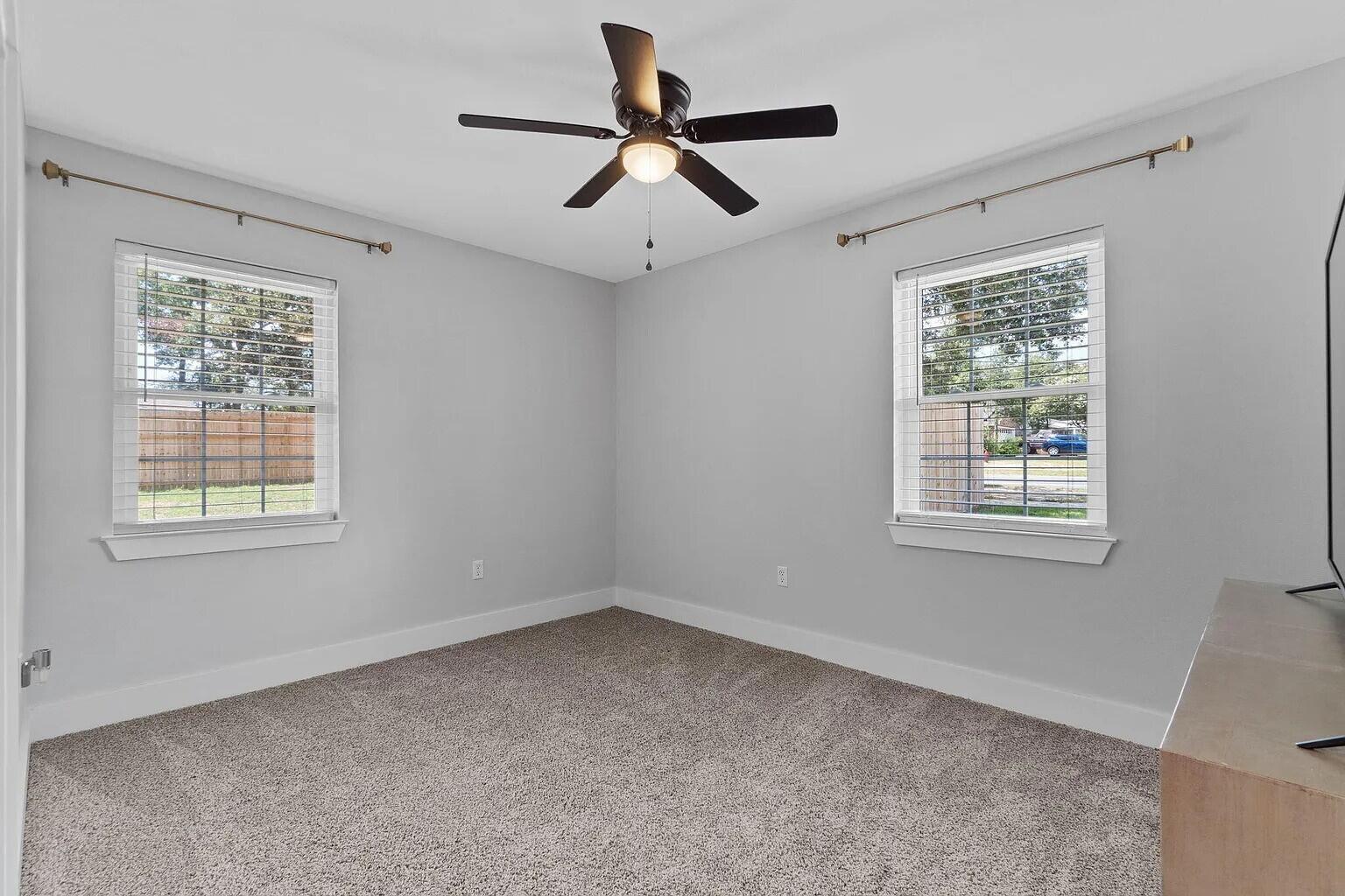 PINE LAKE S/D - Residential Lease