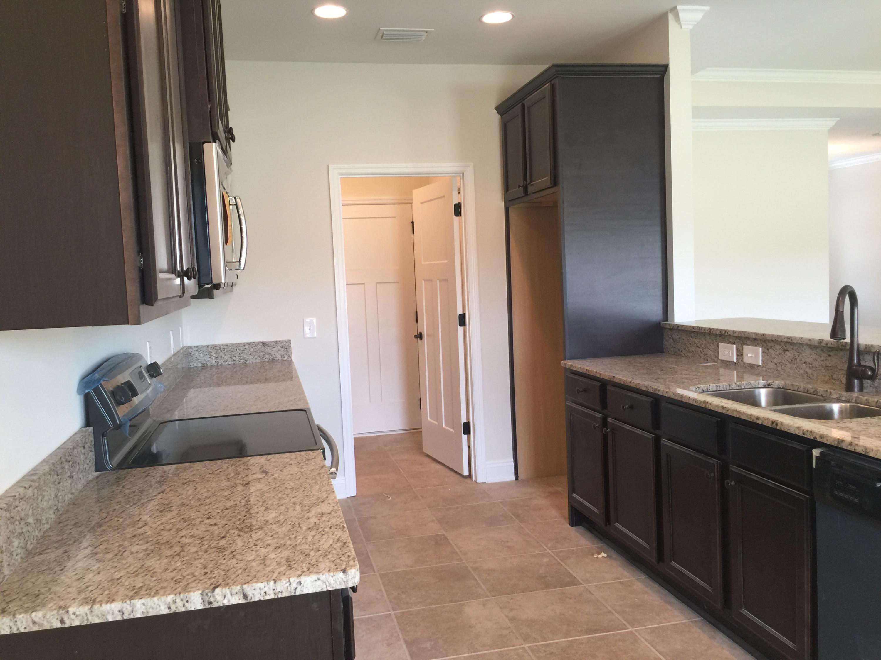 CROSS CREEK - Residential