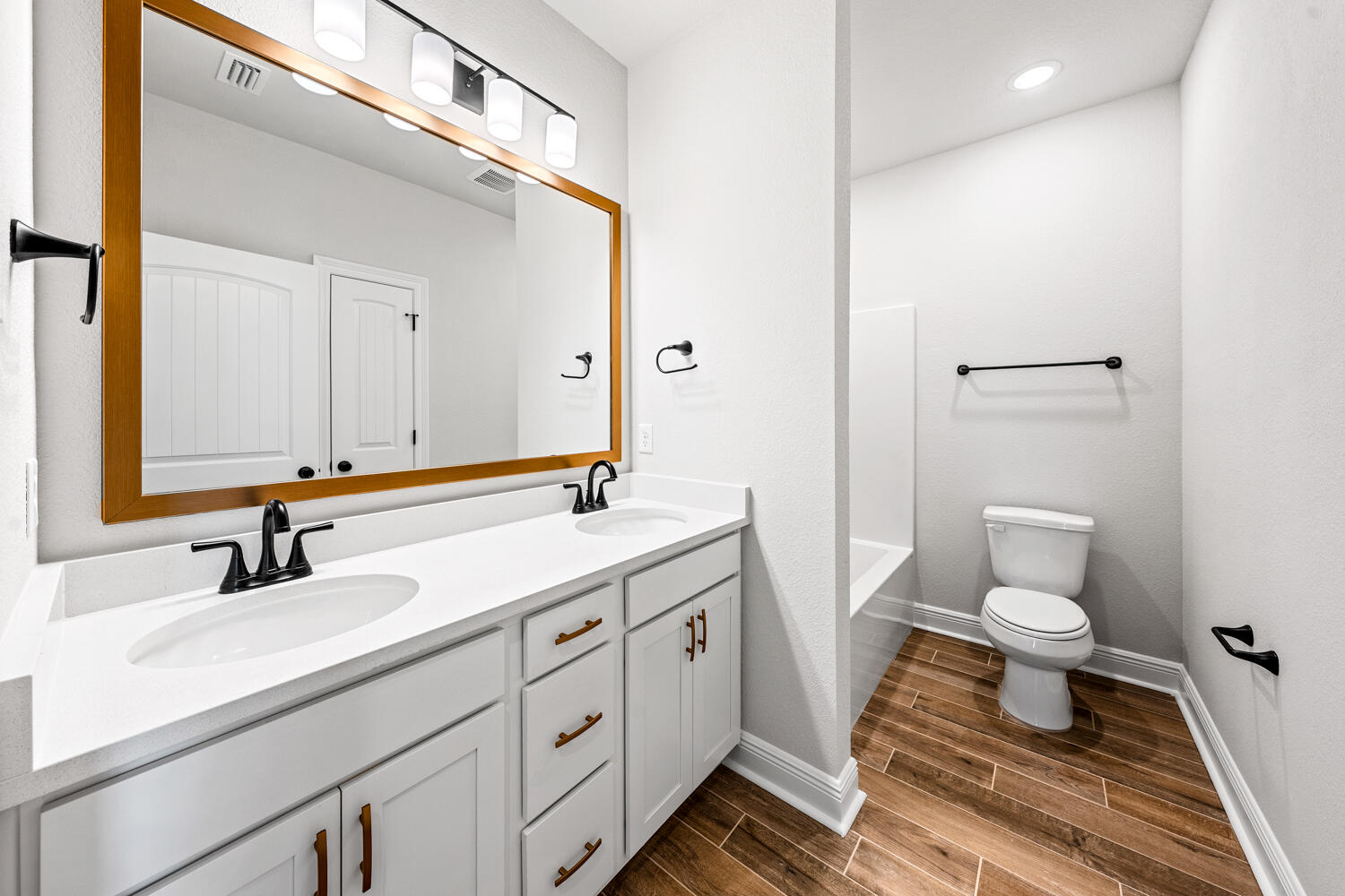 NATUREVIEW PH I - Residential