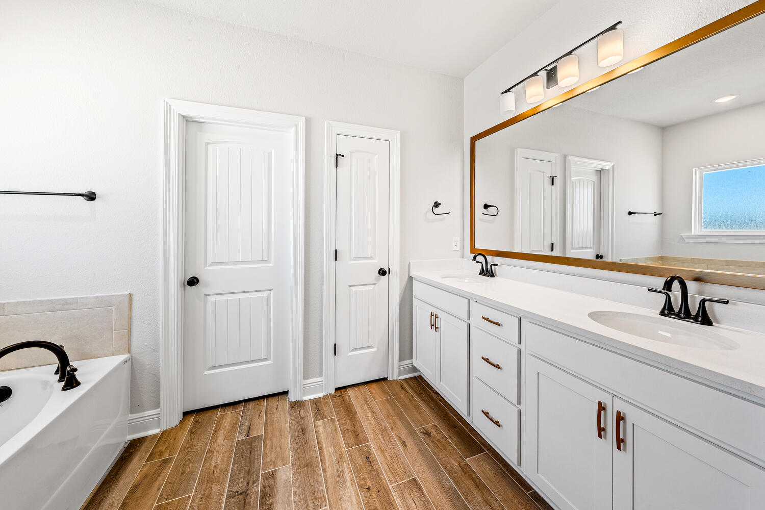 NATUREVIEW PH I - Residential