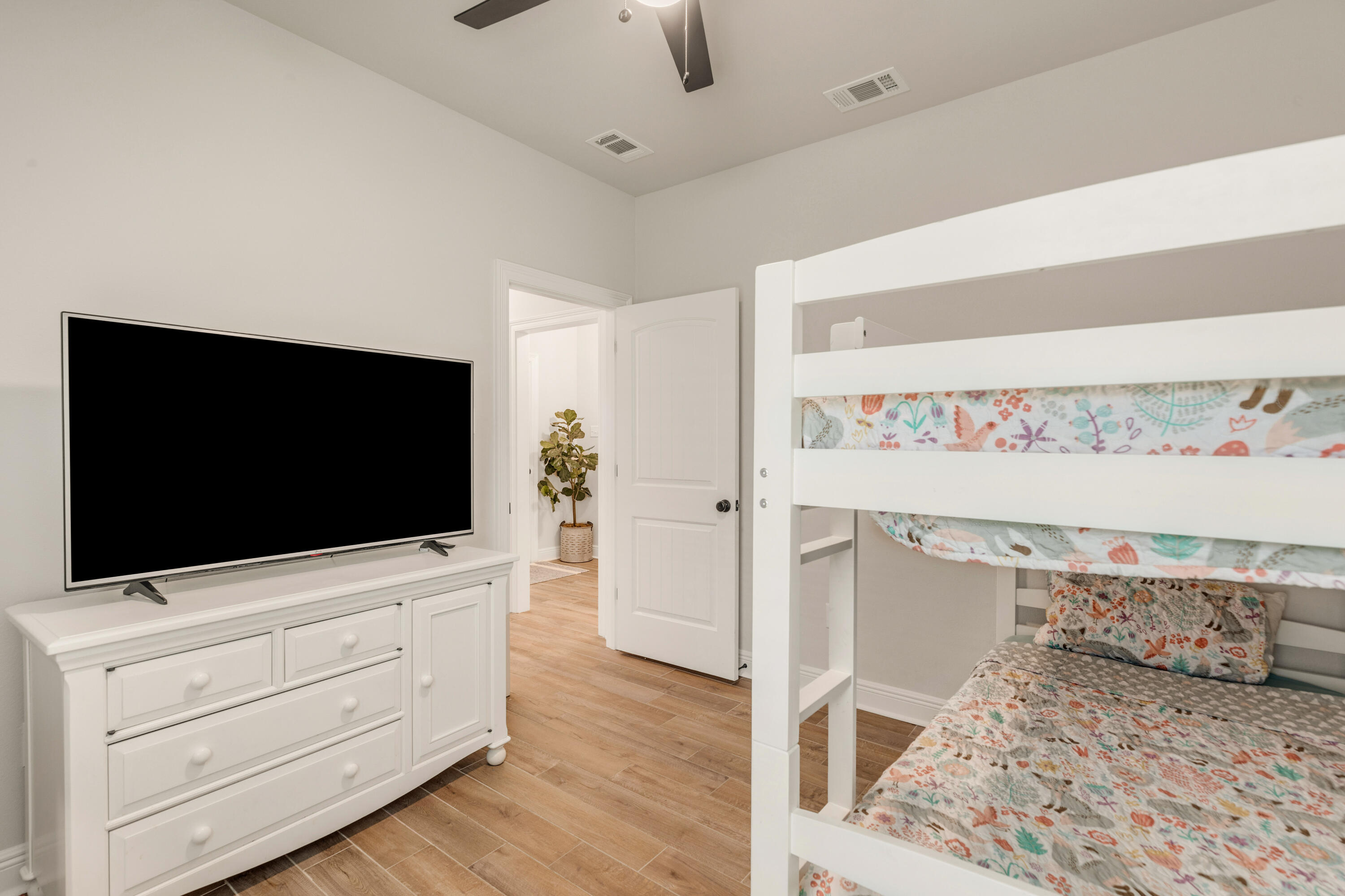 HAMMOCK BAY - MOONSWEPT - Residential