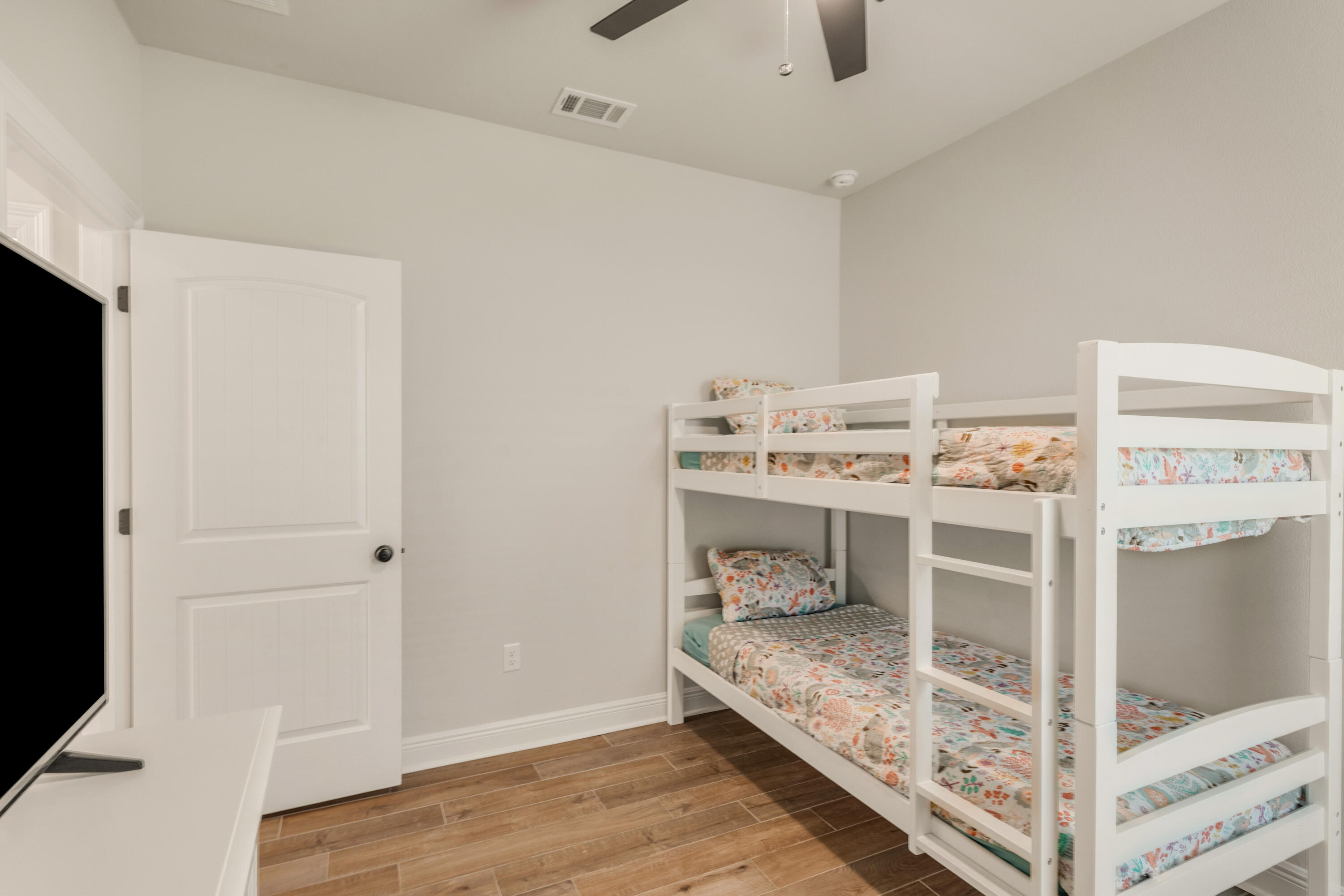 HAMMOCK BAY - MOONSWEPT - Residential