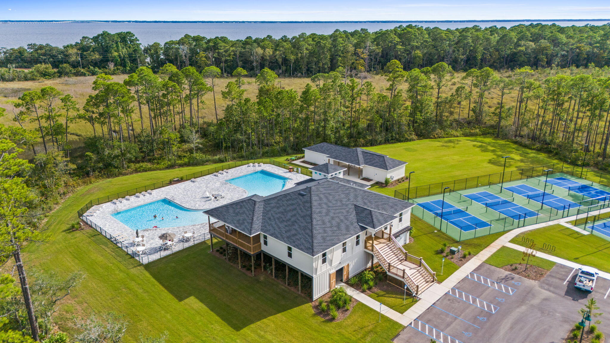 HAMMOCK BAY - MOONSWEPT - Residential