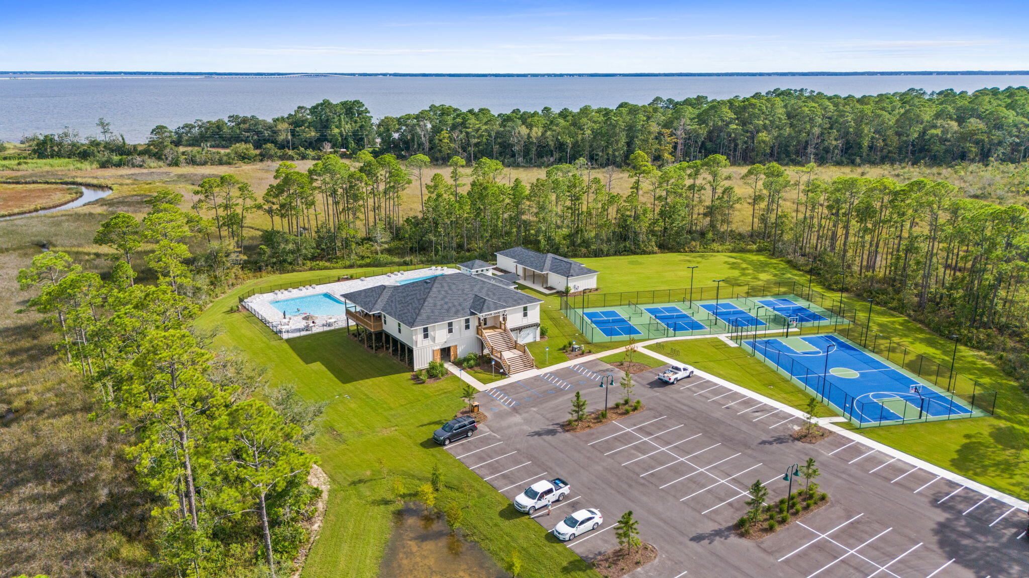HAMMOCK BAY - MOONSWEPT - Residential