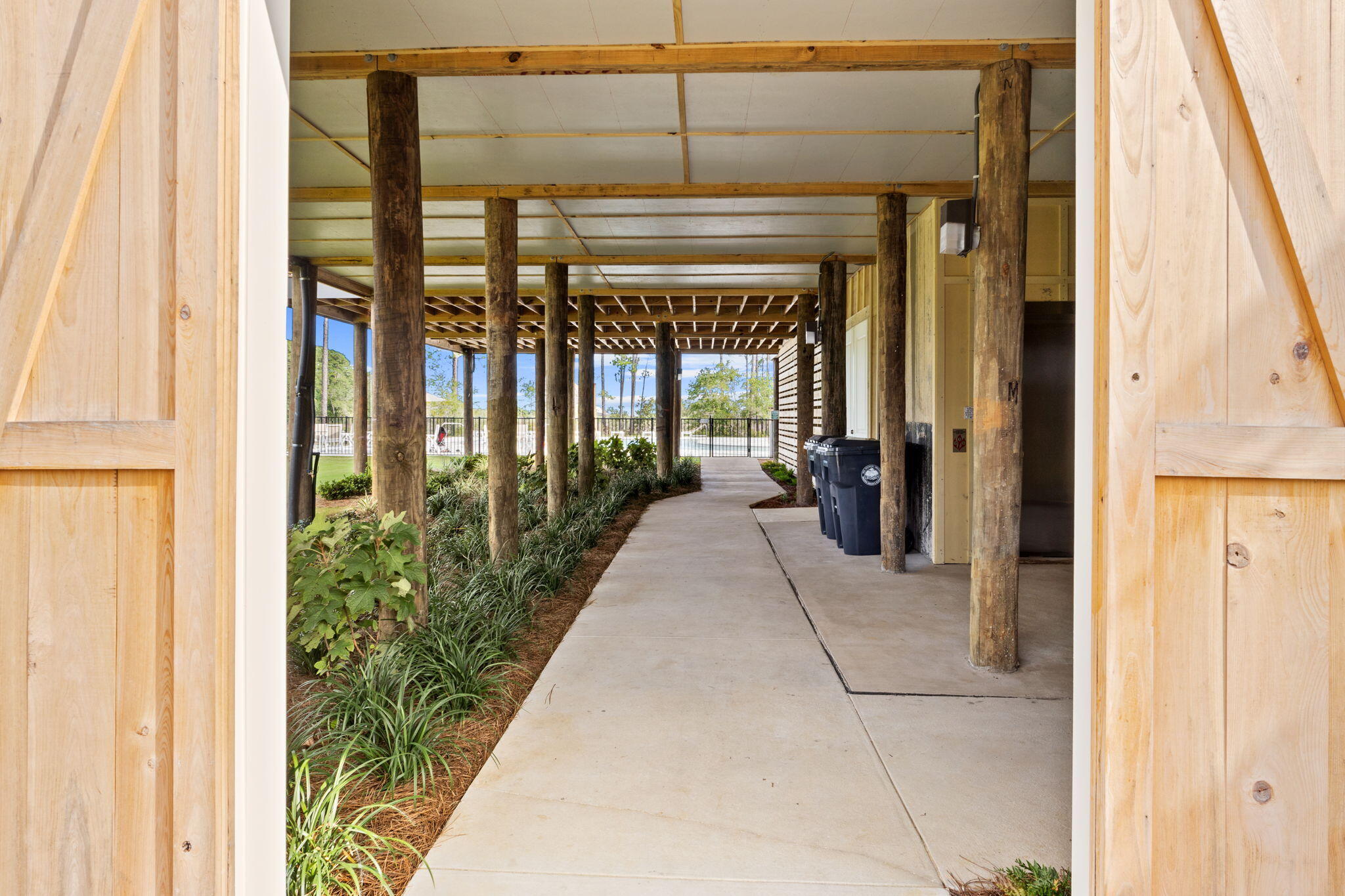 HAMMOCK BAY - MOONSWEPT - Residential