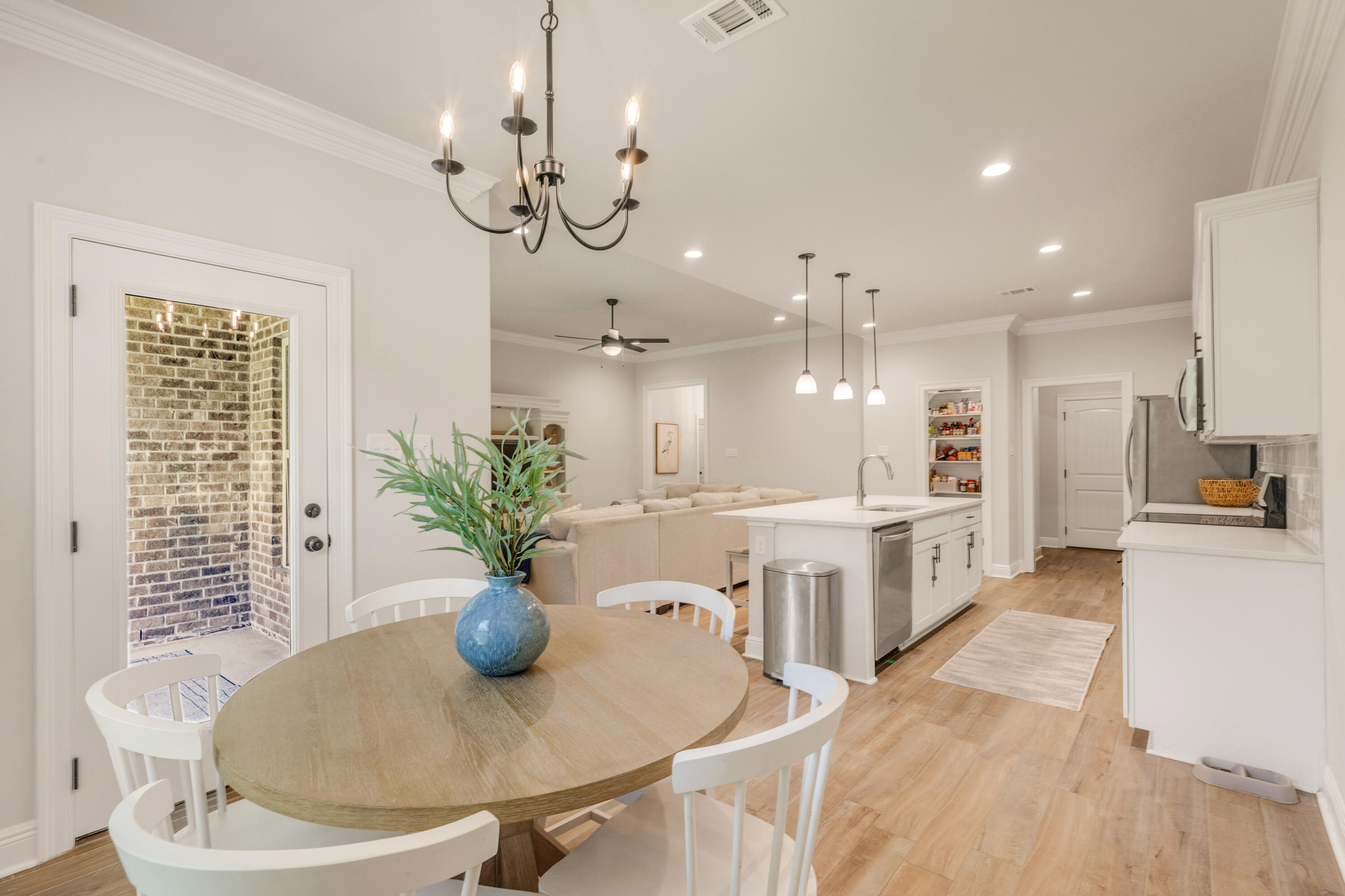 HAMMOCK BAY - MOONSWEPT - Residential