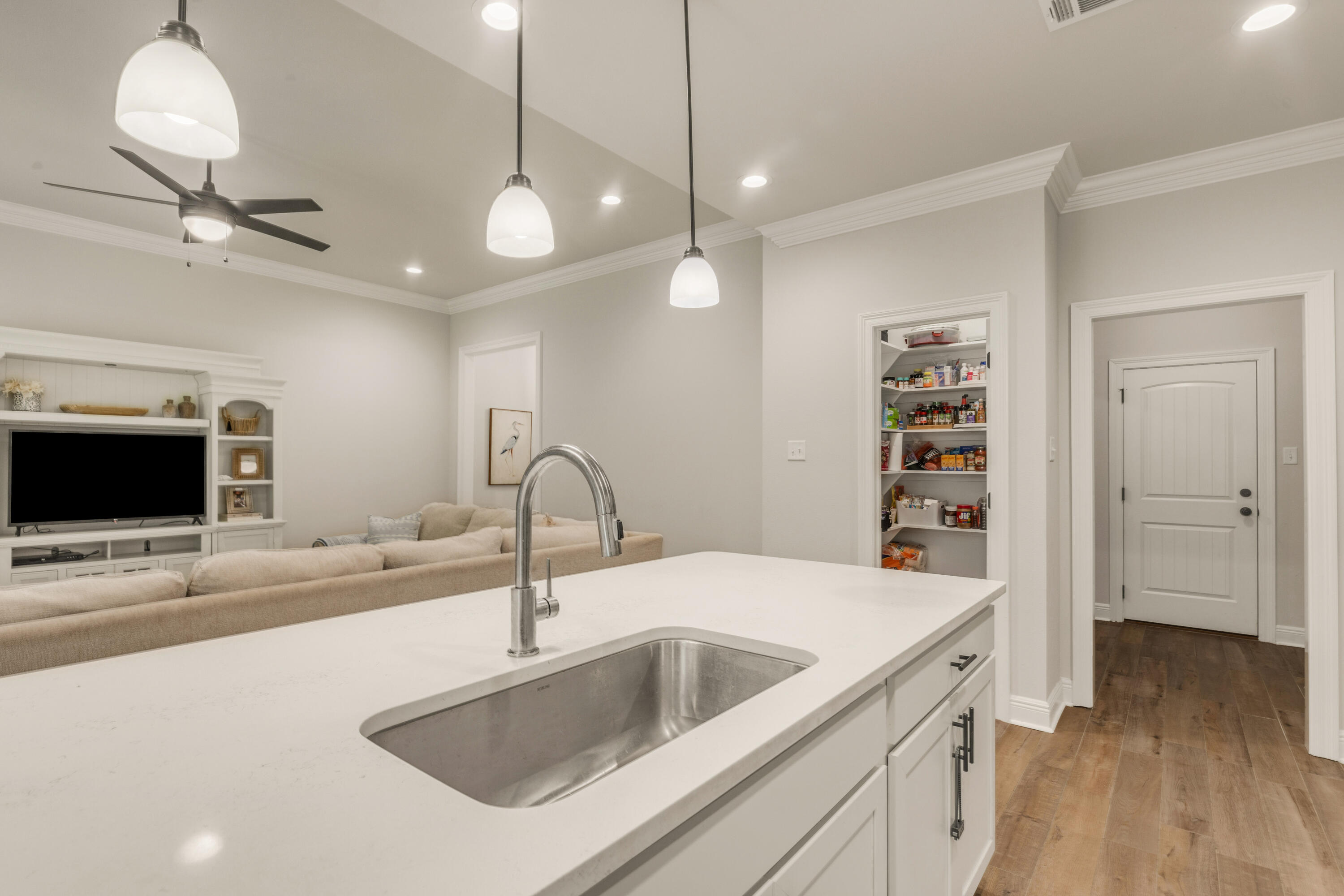 HAMMOCK BAY - MOONSWEPT - Residential