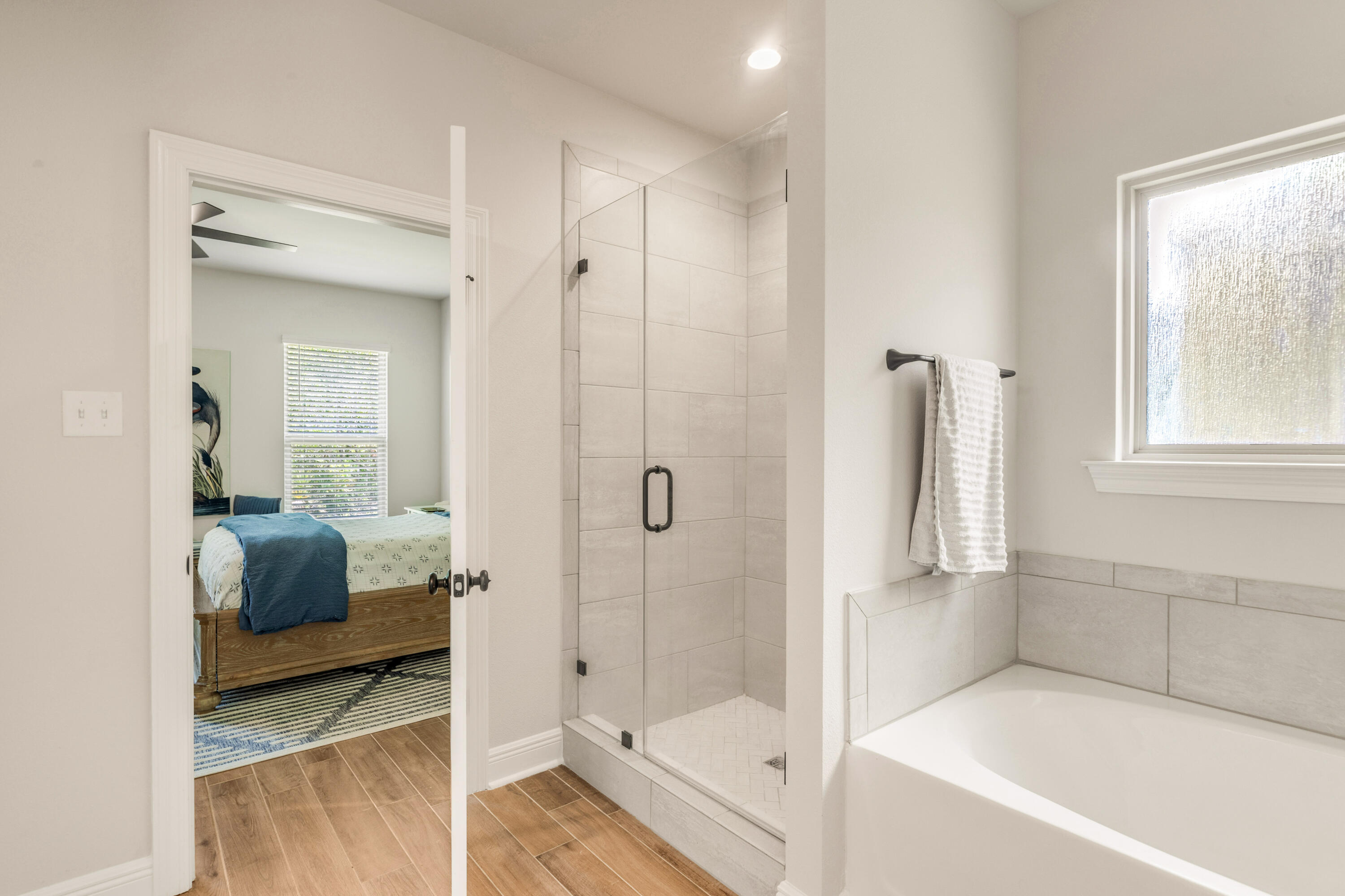HAMMOCK BAY - MOONSWEPT - Residential