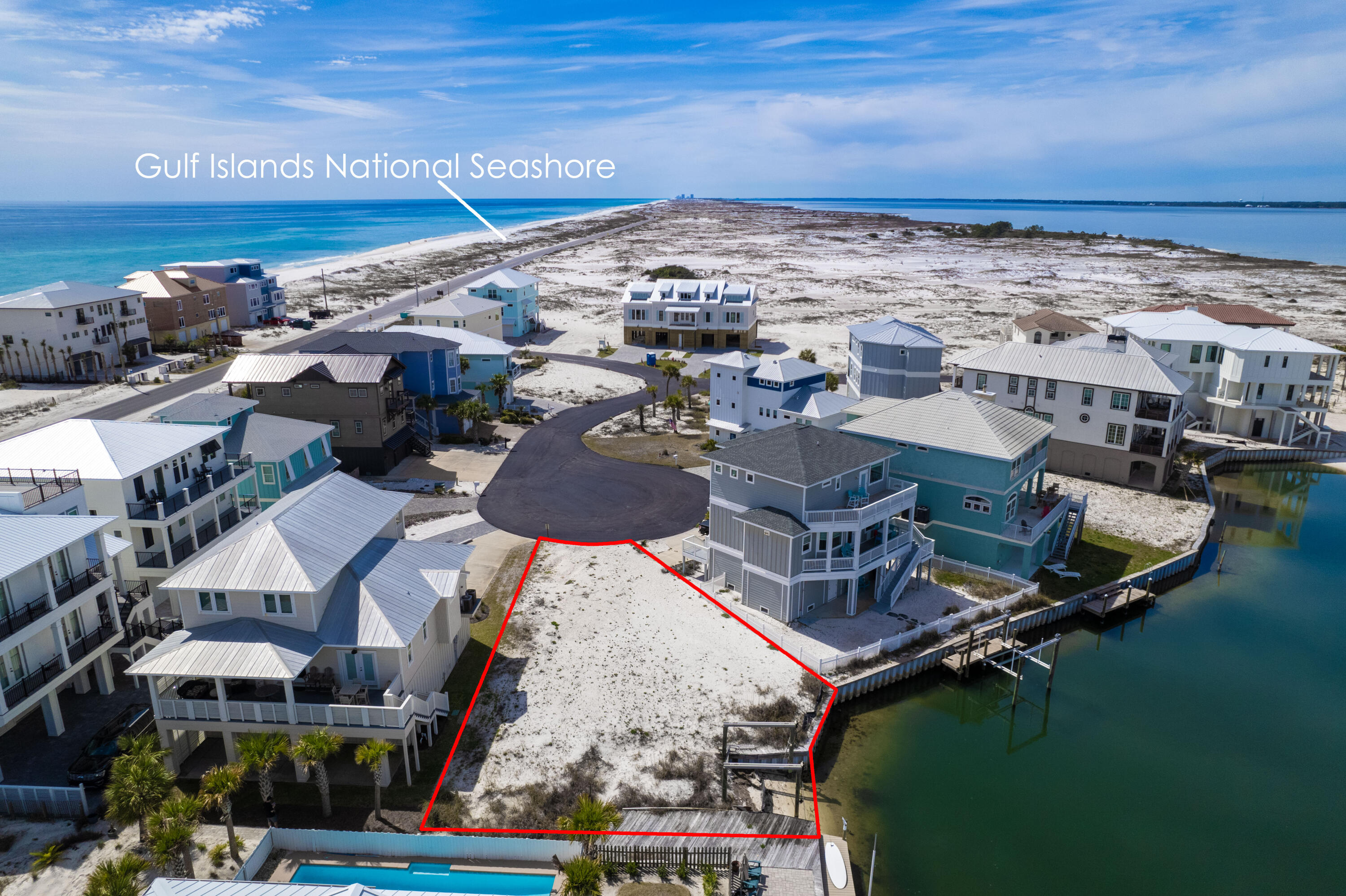 SAILMAKER COVE - Land